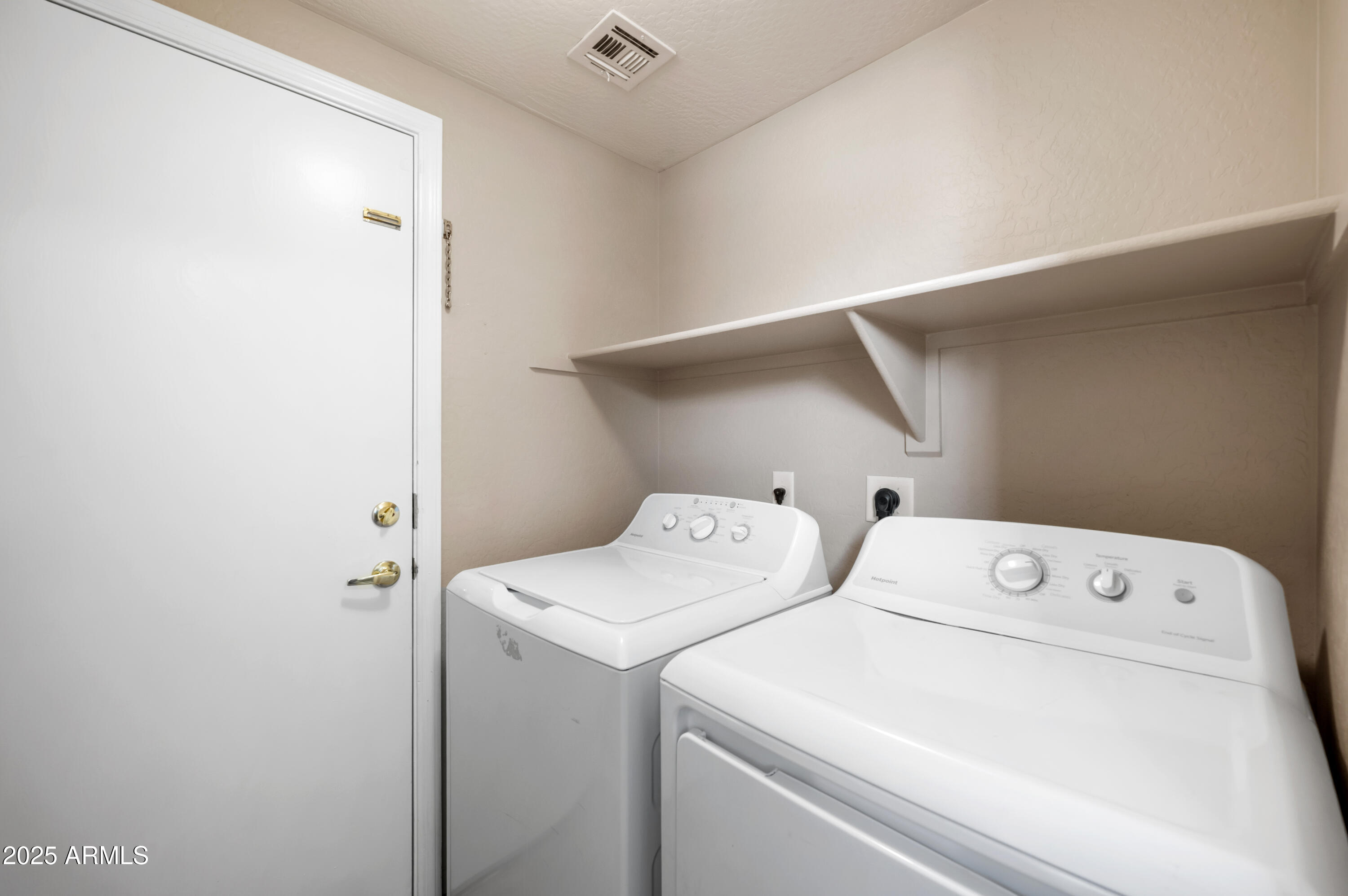 9233 E NEVILLE Avenue, 1125