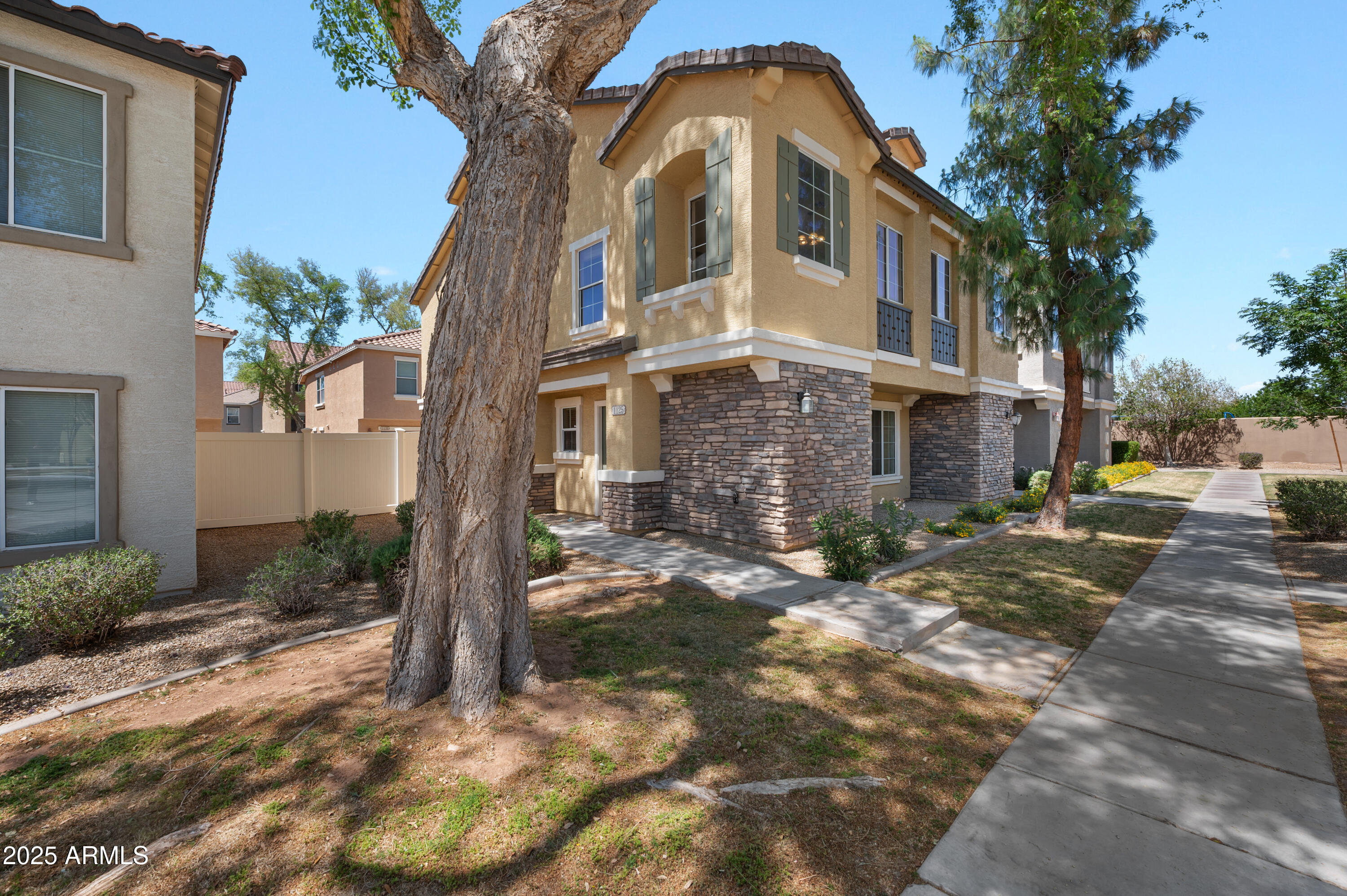 9233 E NEVILLE Avenue, 1125