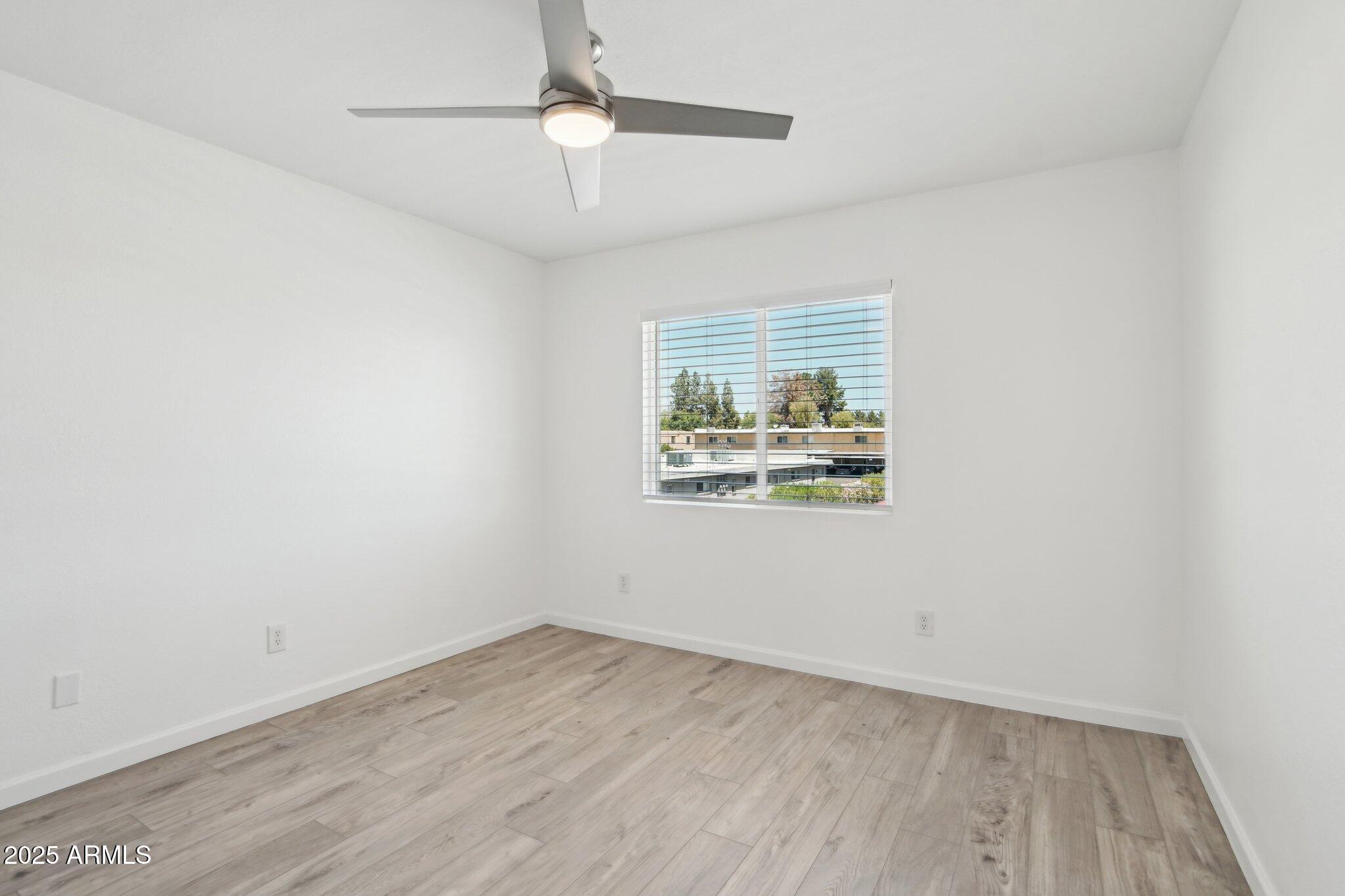 610 E MONTEBELLO Avenue, 46