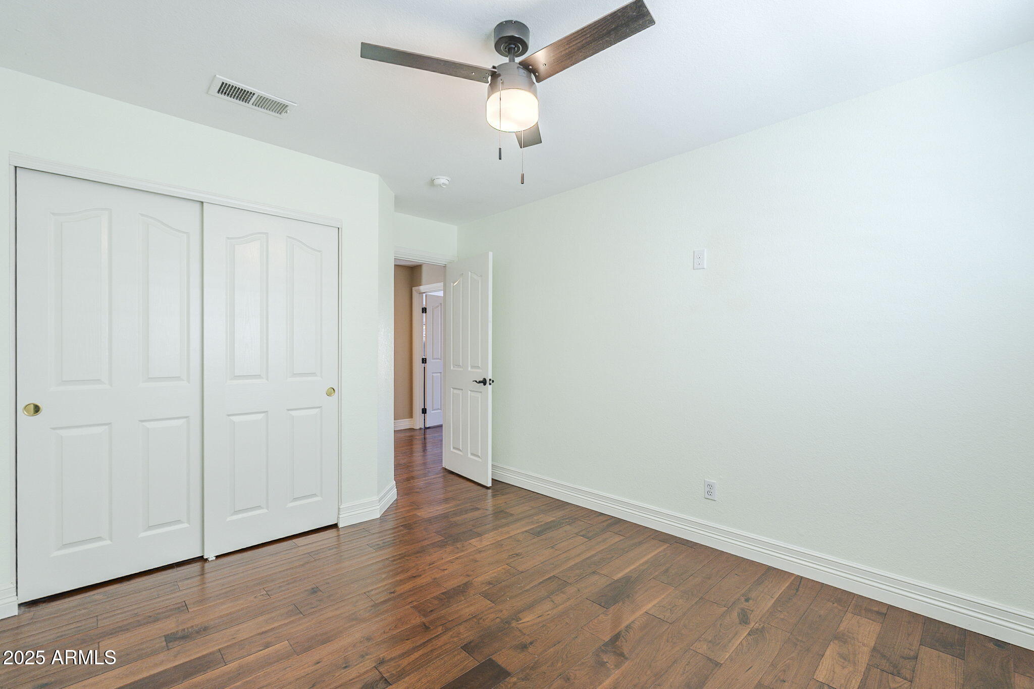 768 E MOUNTAIN SKY Avenue