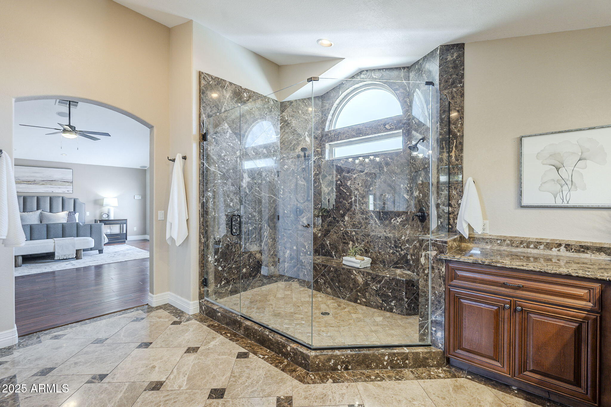 768 E MOUNTAIN SKY Avenue