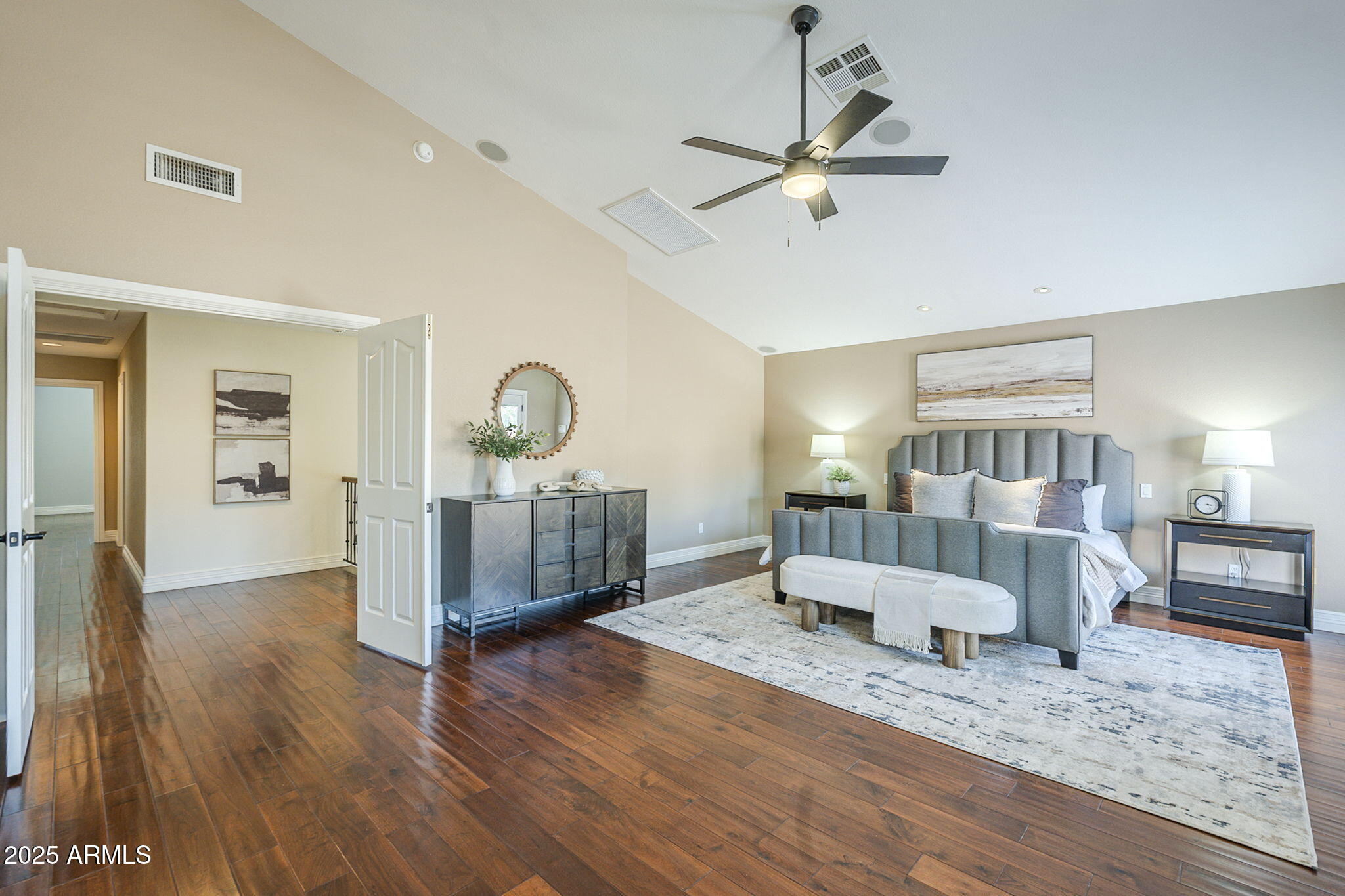 768 E MOUNTAIN SKY Avenue