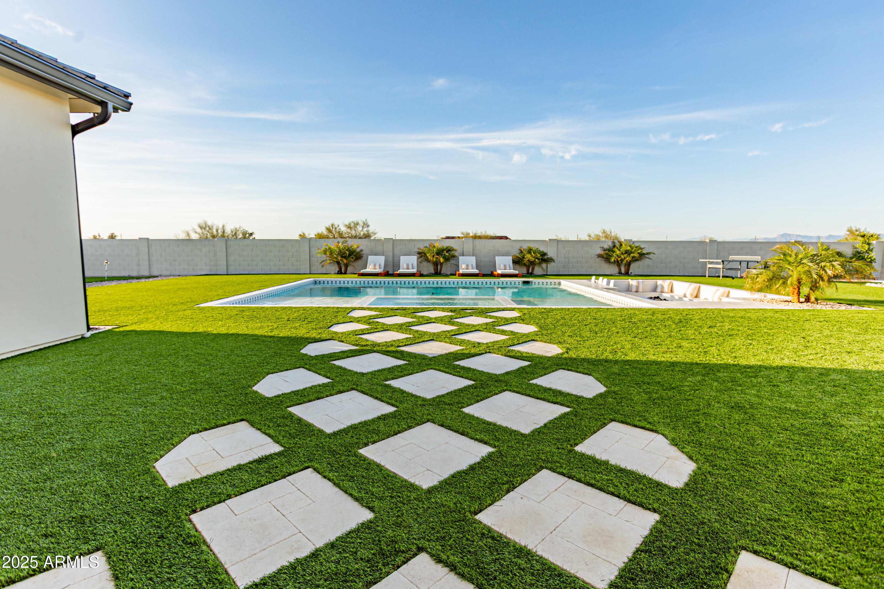 10918 W Dove Roost Road