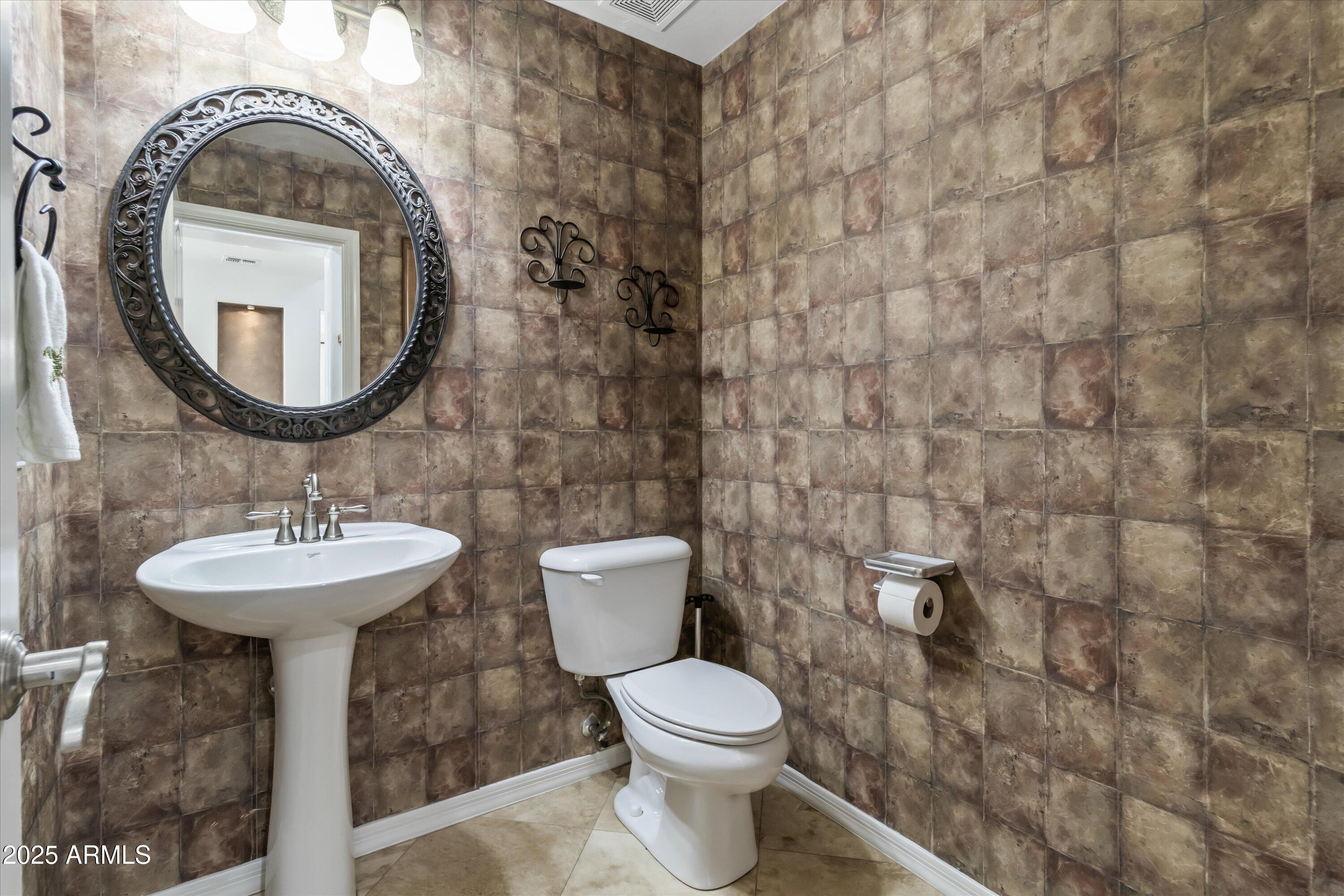 18330 W WOODROW Lane