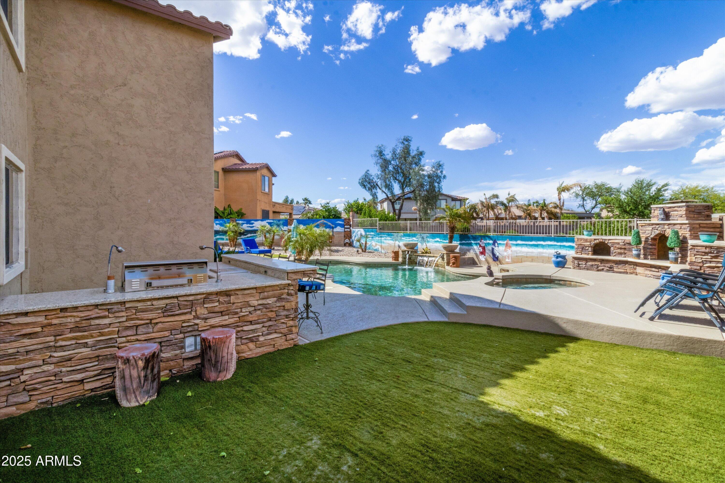 18330 W WOODROW Lane