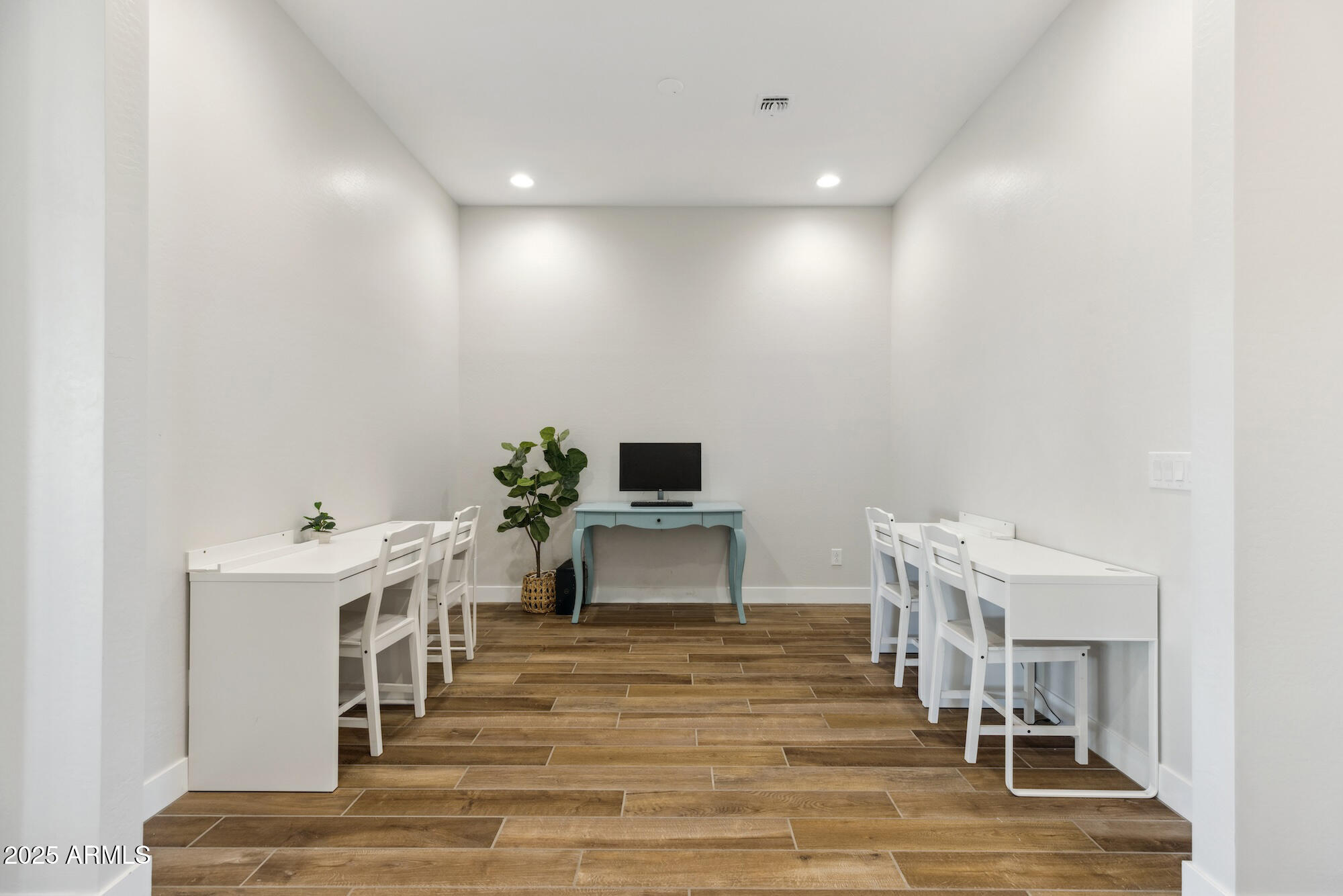 20606 E AVENIDA DEL VALLE Court