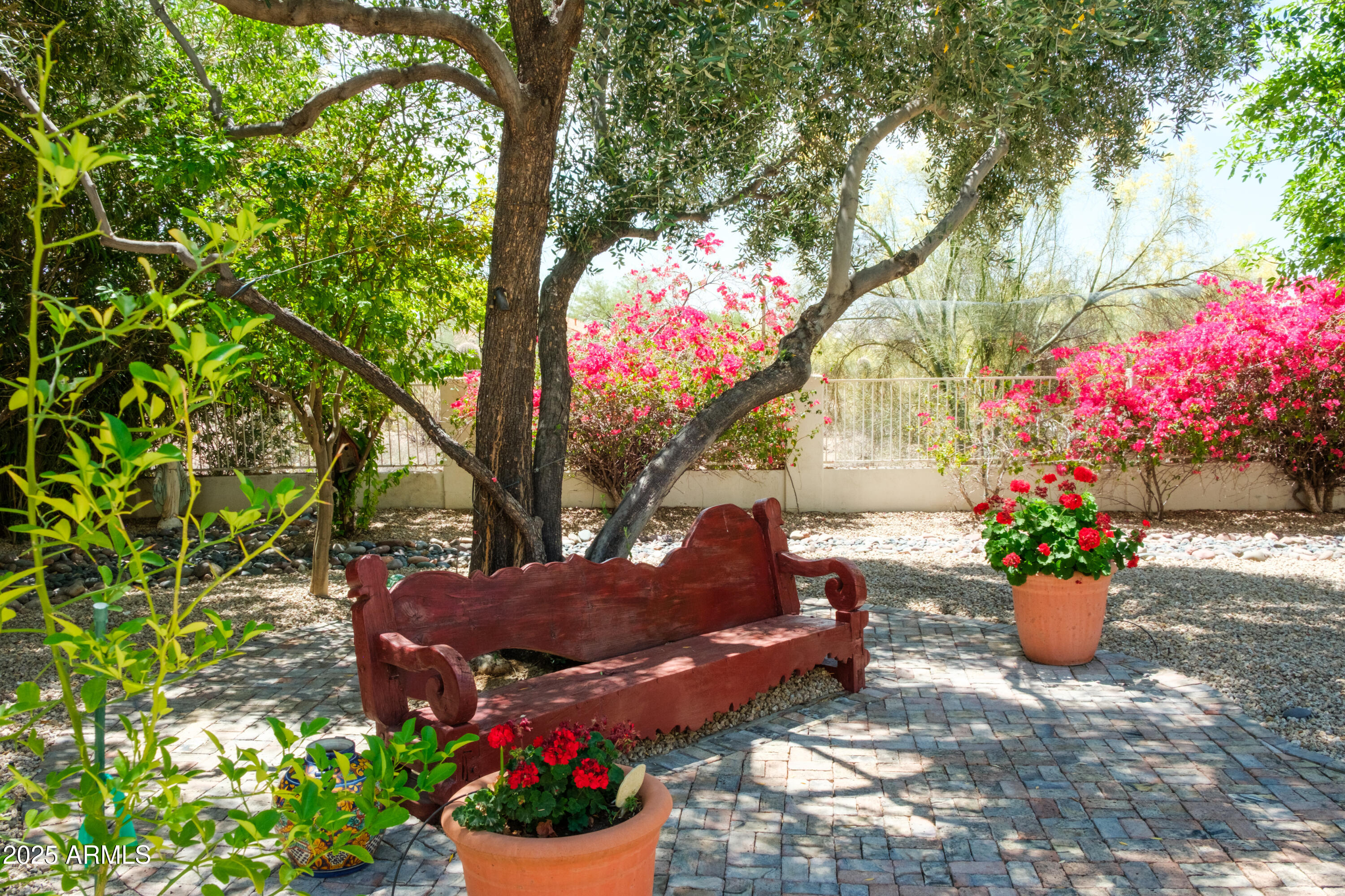 10800 E CACTUS Road 34