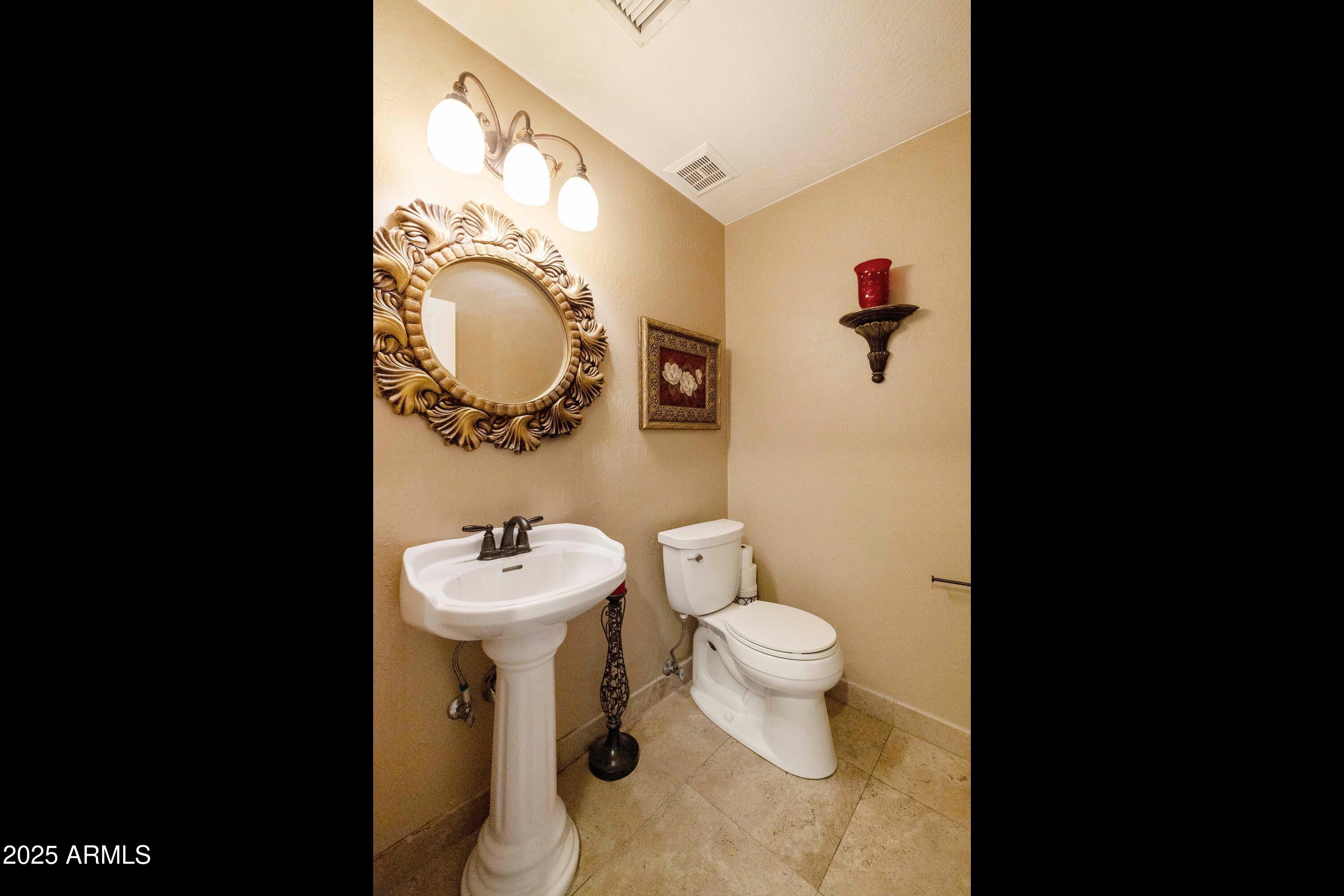 3538 E Squawbush Place