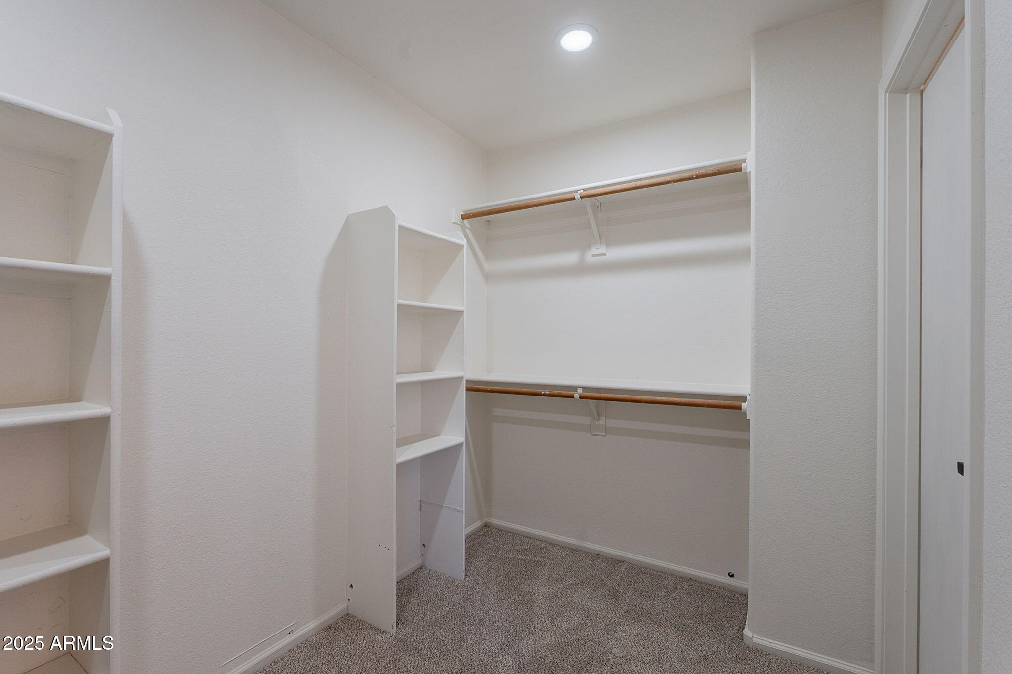 3233 E SEQUOIA Drive