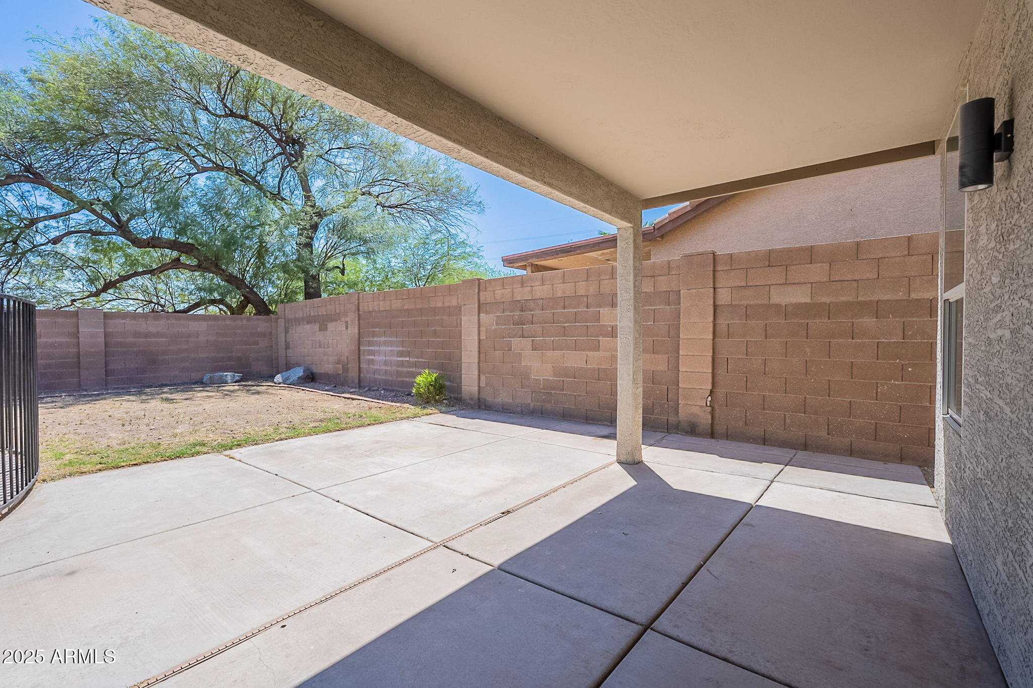 3233 E SEQUOIA Drive