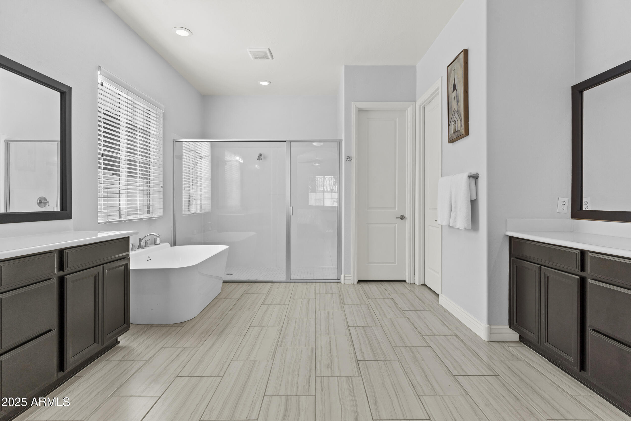 1508 E LEXINGTON Avenue