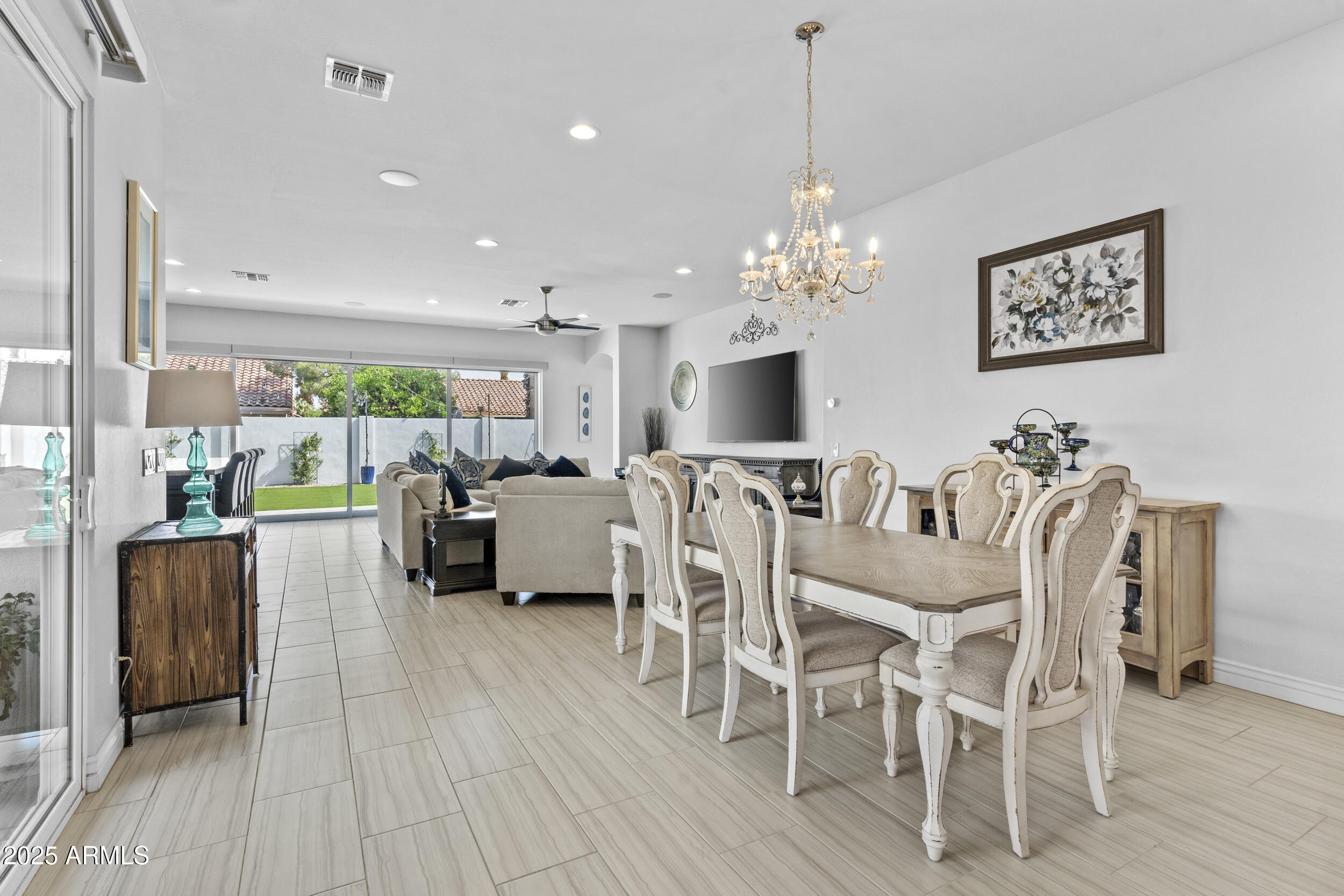 1508 E LEXINGTON Avenue