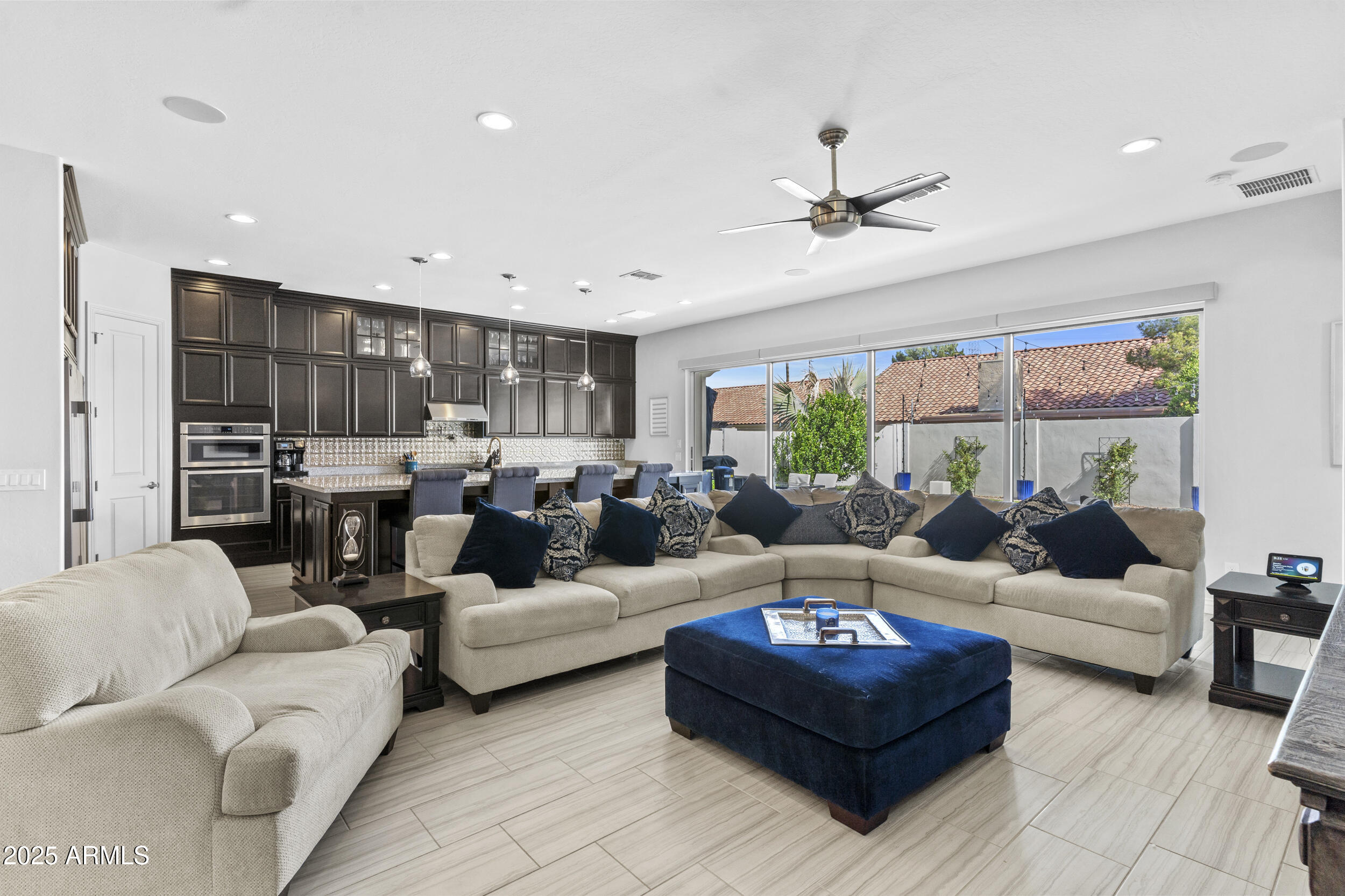 1508 E LEXINGTON Avenue