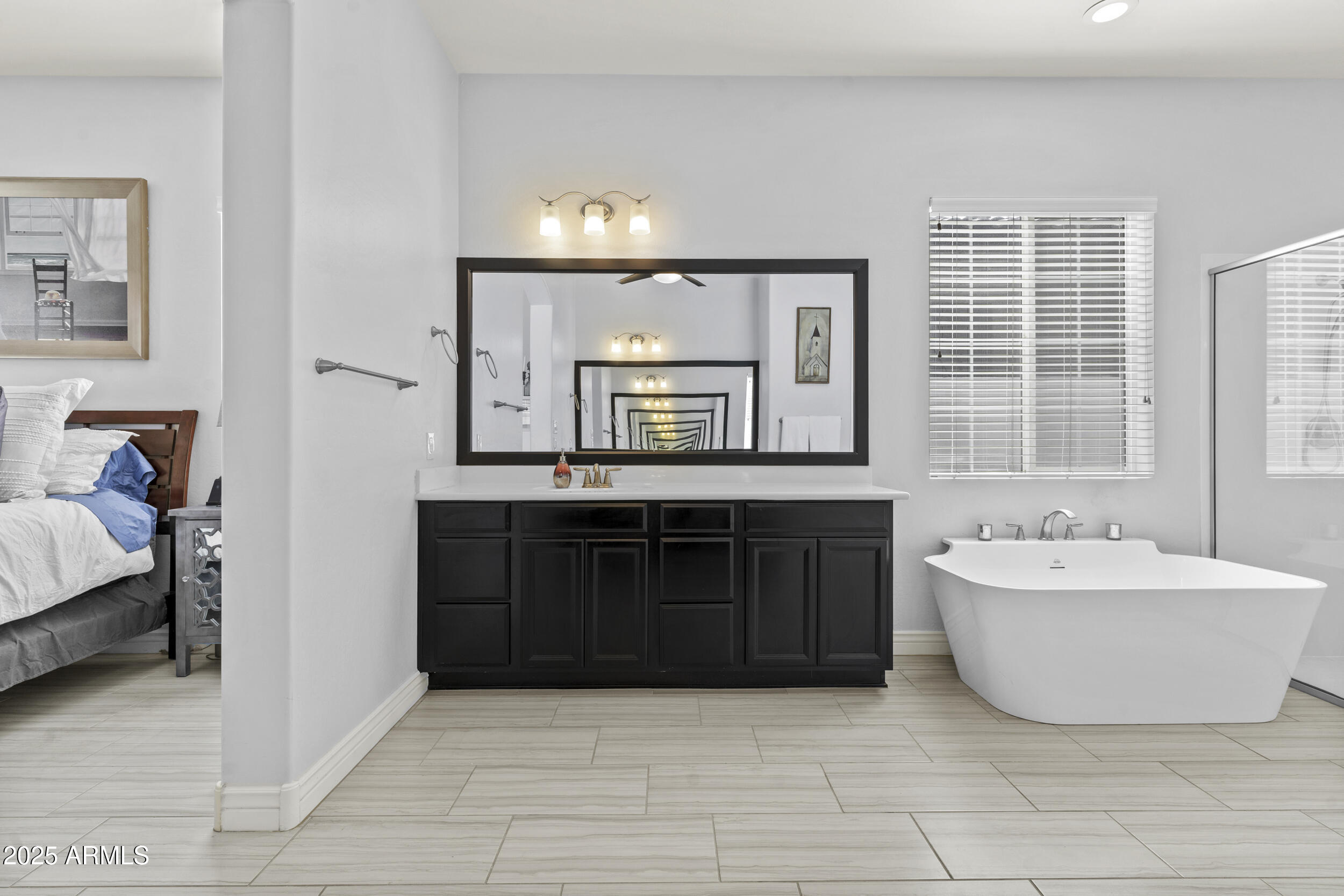 1508 E LEXINGTON Avenue