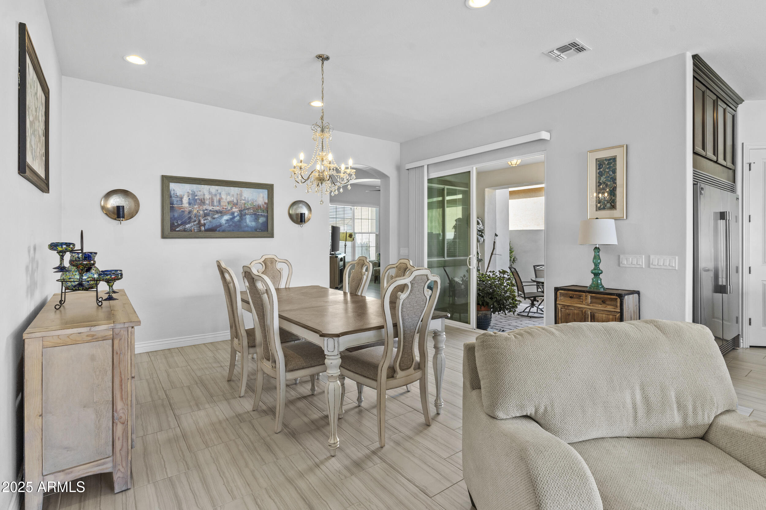 1508 E LEXINGTON Avenue