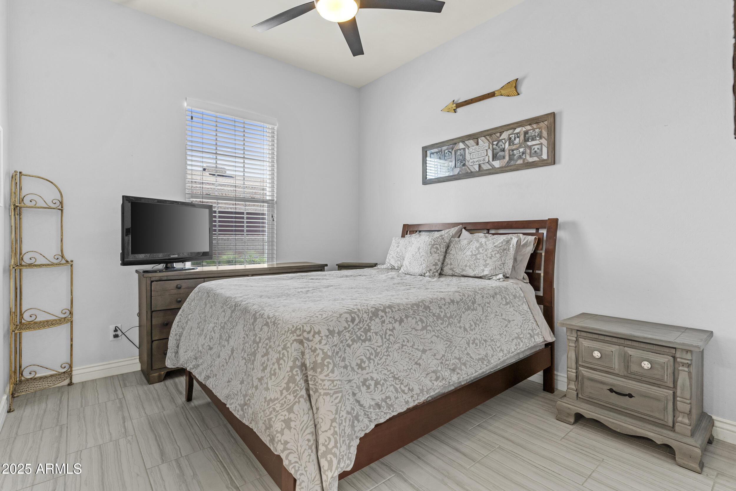 1508 E LEXINGTON Avenue