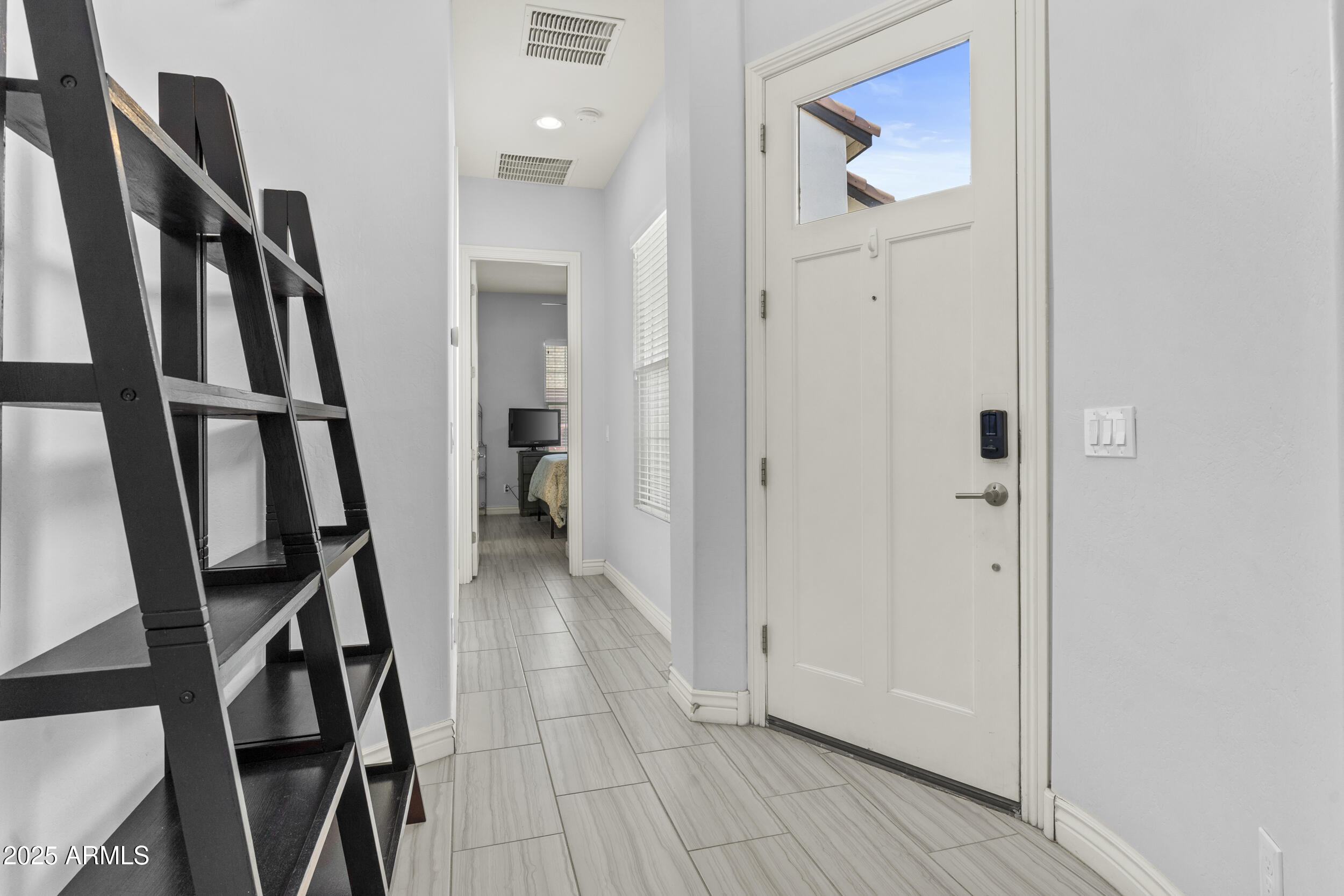 1508 E LEXINGTON Avenue