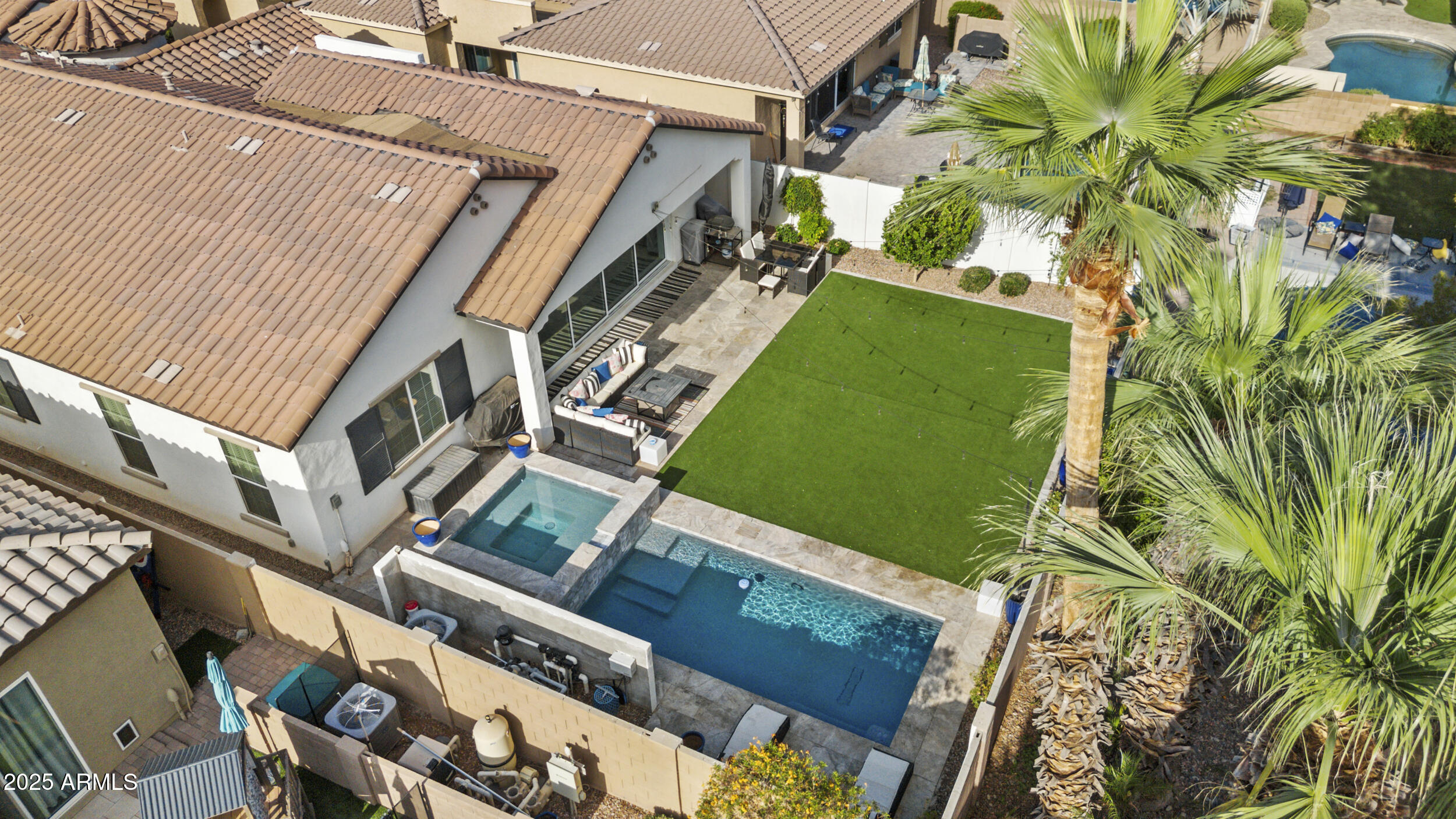 1508 E LEXINGTON Avenue