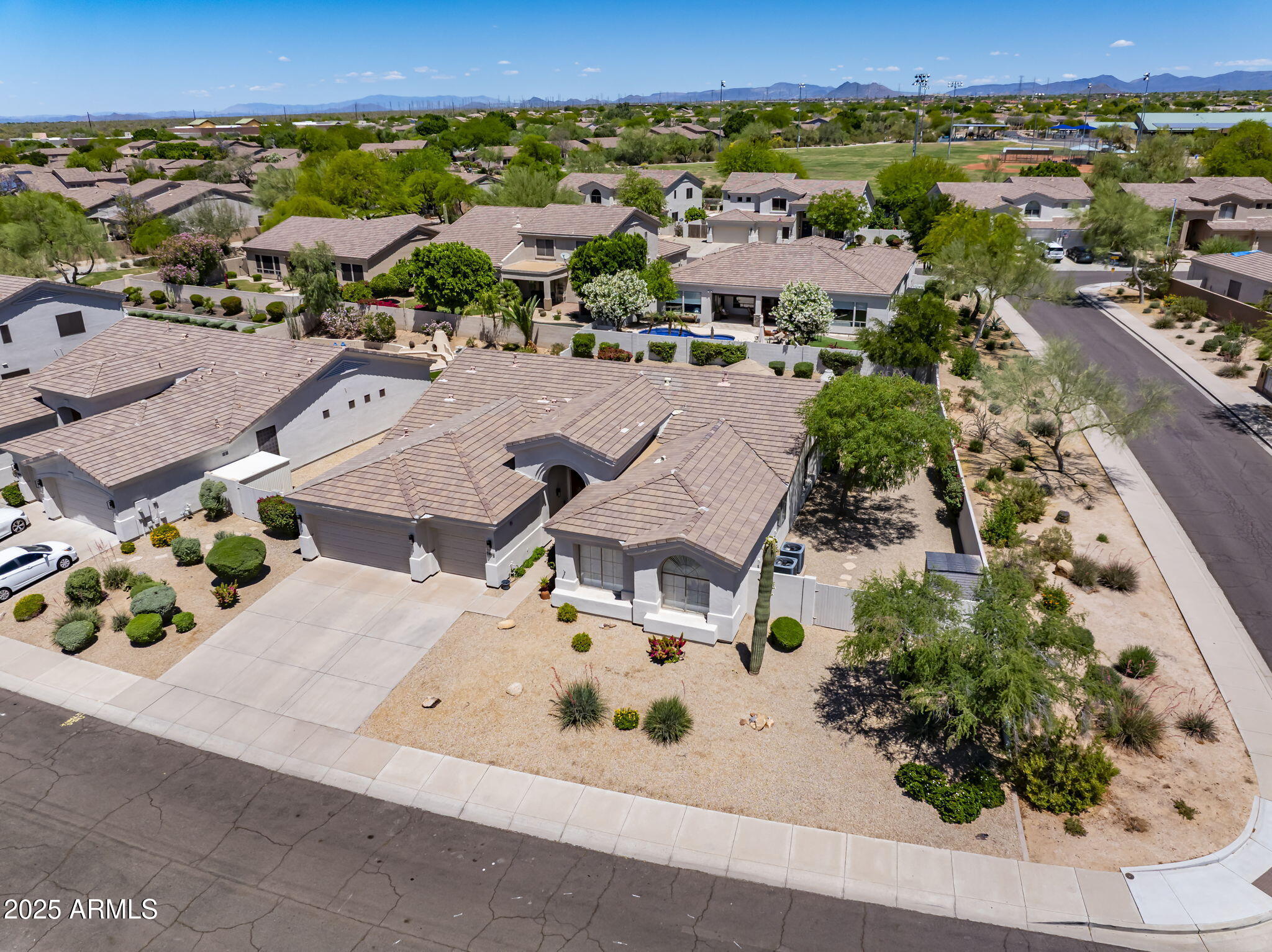 7492 E BUTEO Drive