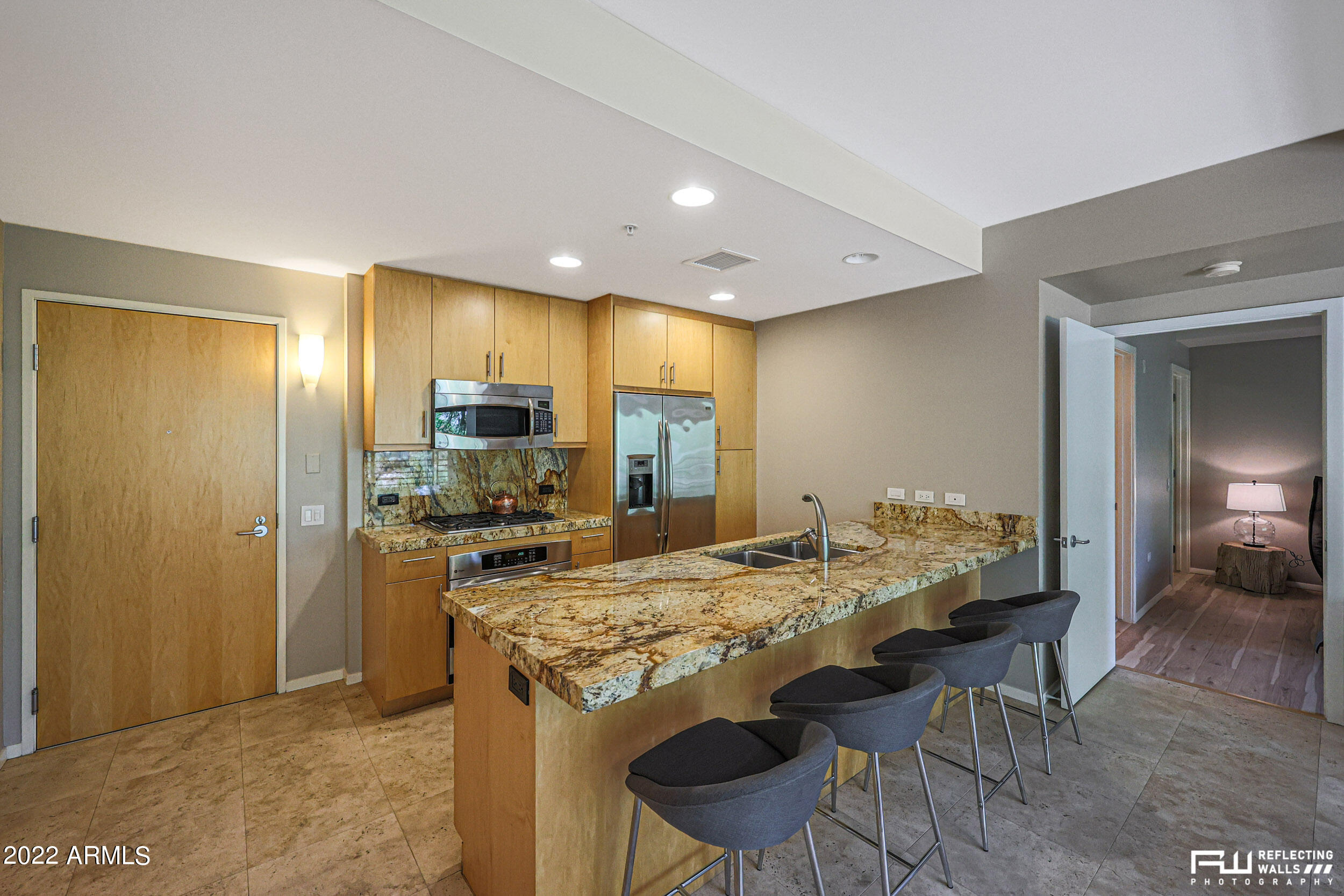 7117 E RANCHO VISTA Drive, 2004