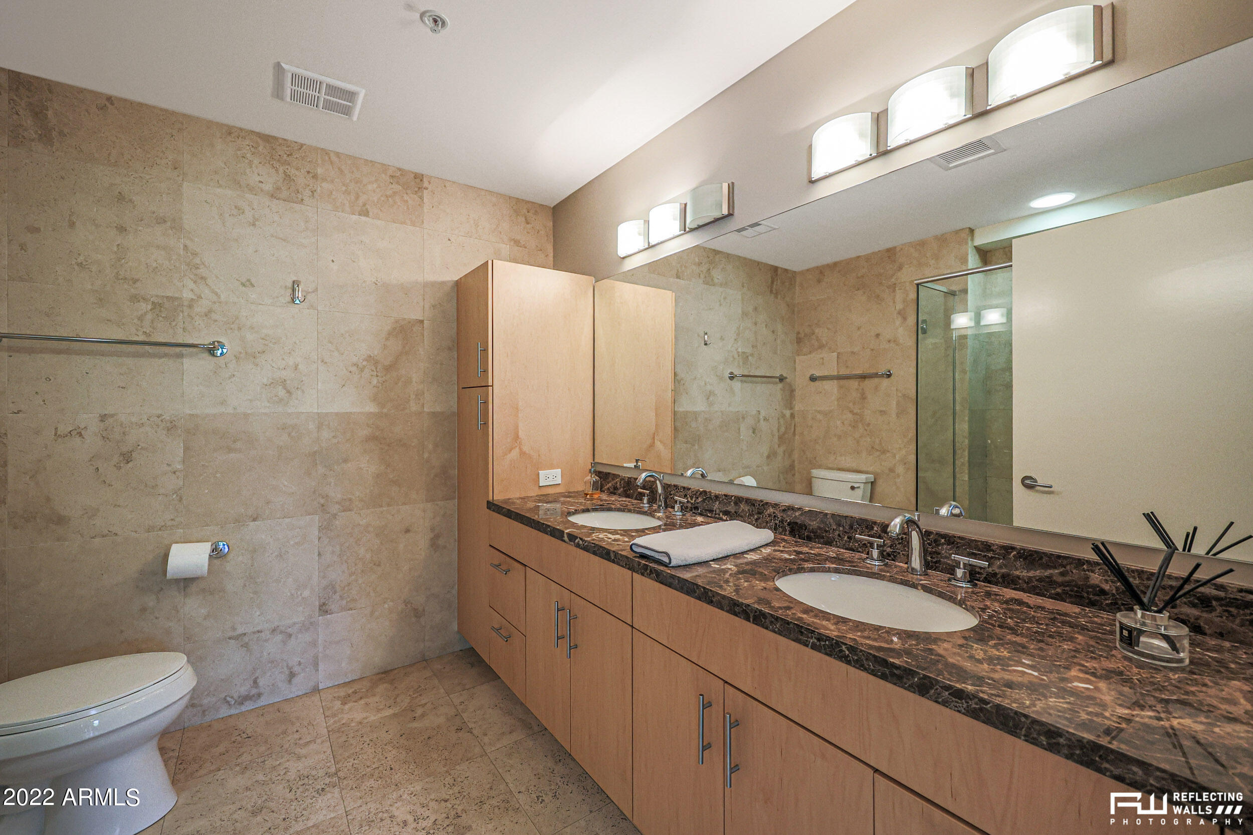 7117 E RANCHO VISTA Drive, 2004