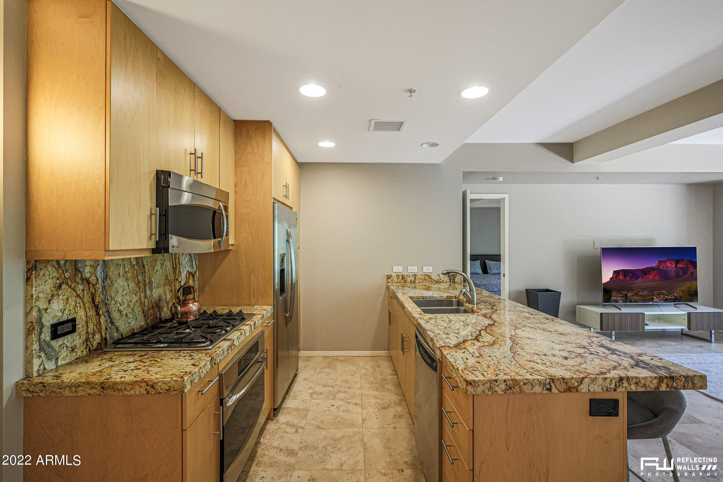 7117 E RANCHO VISTA Drive, 2004