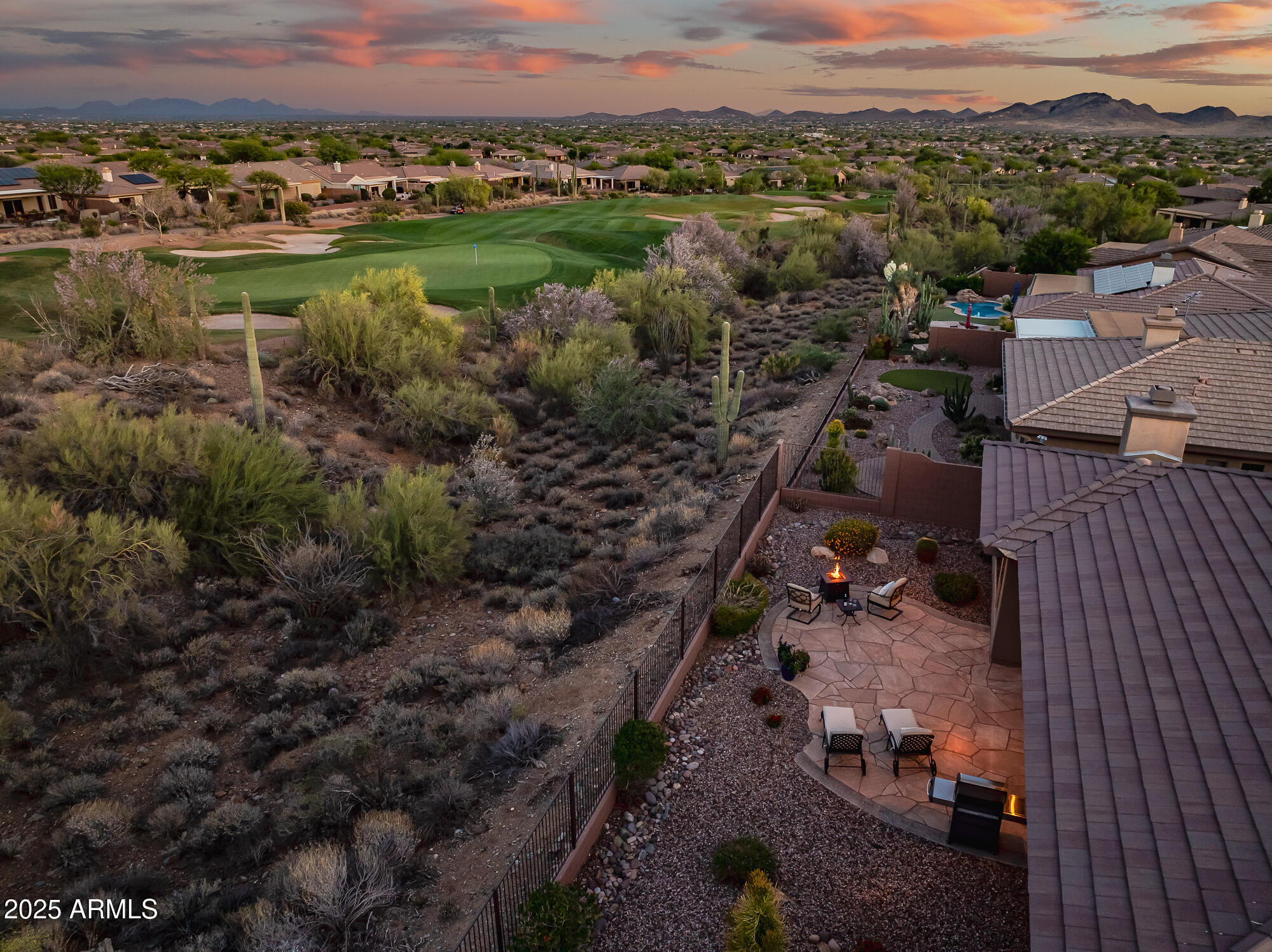 41731 N ROLLING GREEN Way