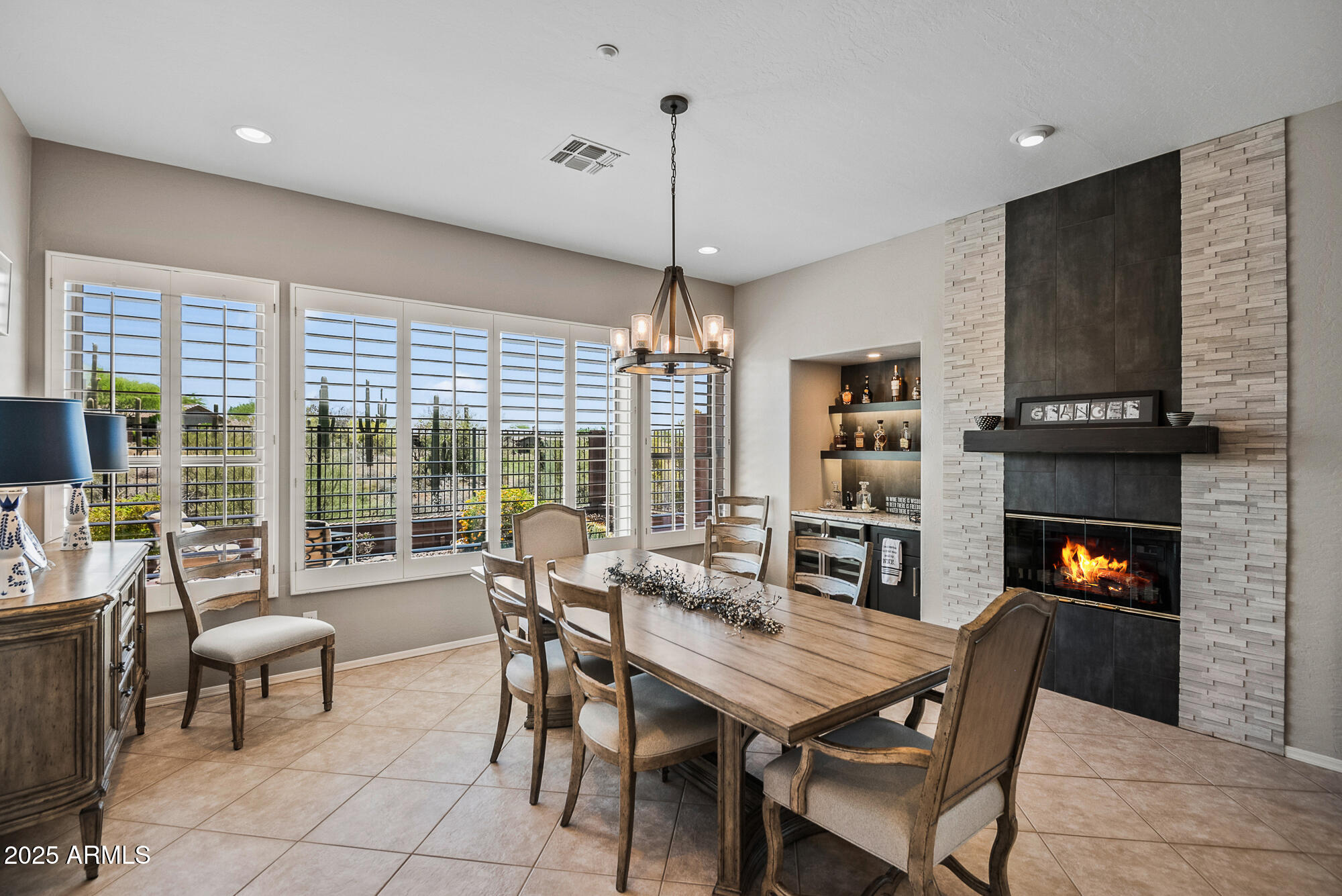 41731 N ROLLING GREEN Way