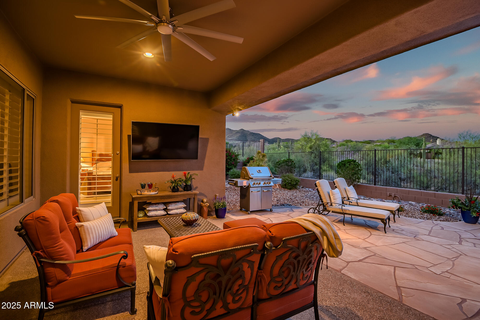 41731 N ROLLING GREEN Way