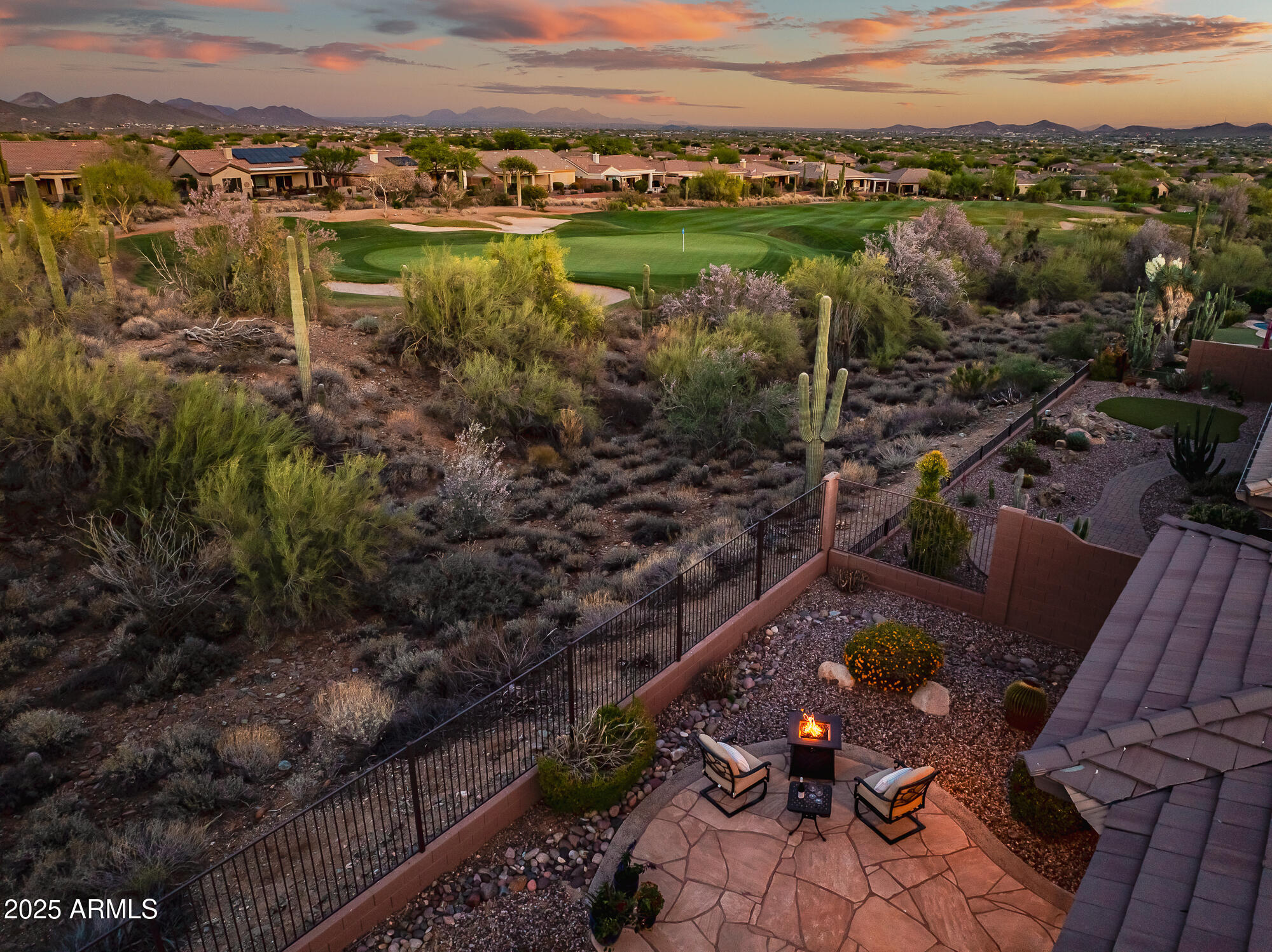 41731 N ROLLING GREEN Way