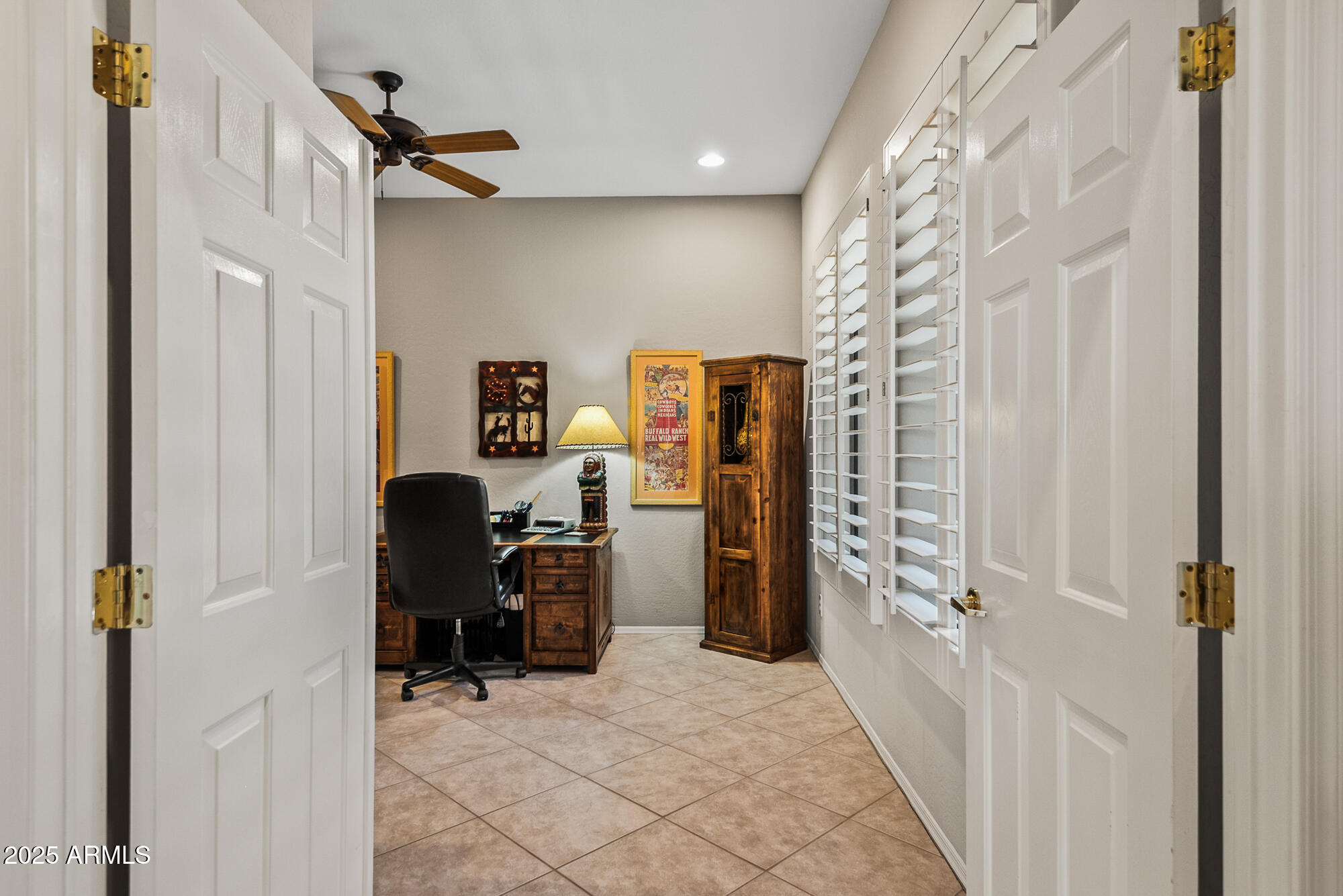 41731 N ROLLING GREEN Way