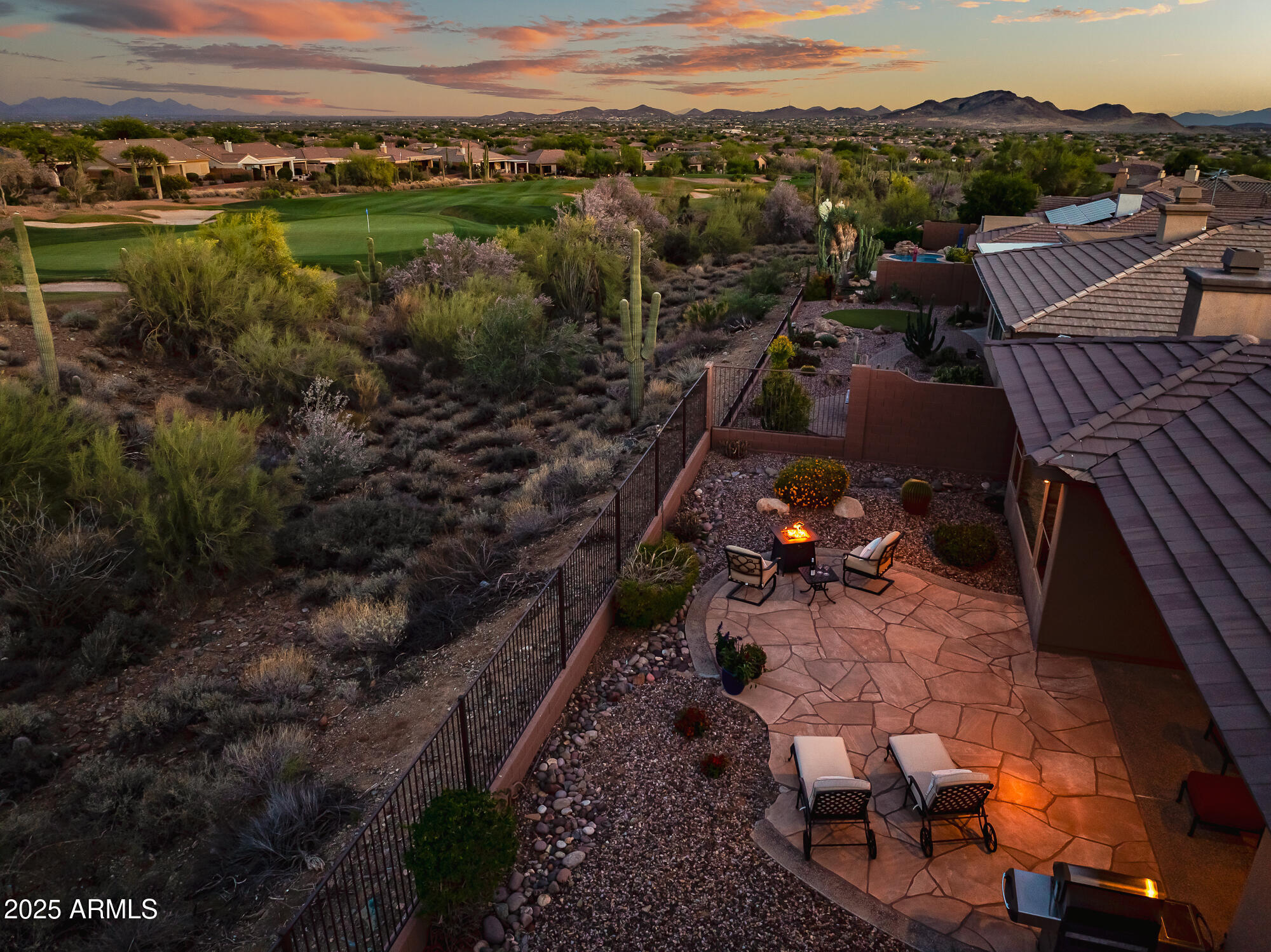 41731 N ROLLING GREEN Way