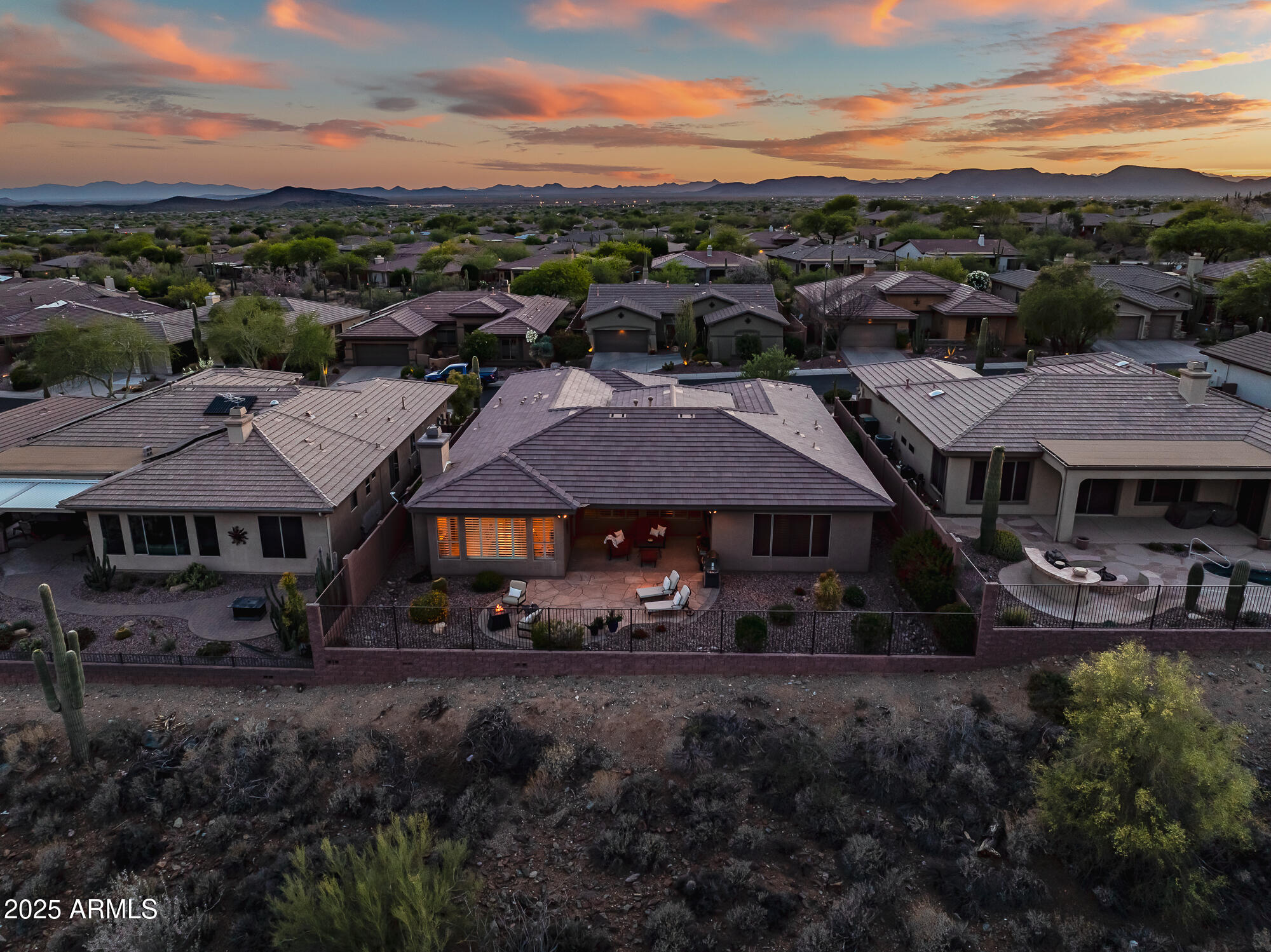 41731 N ROLLING GREEN Way