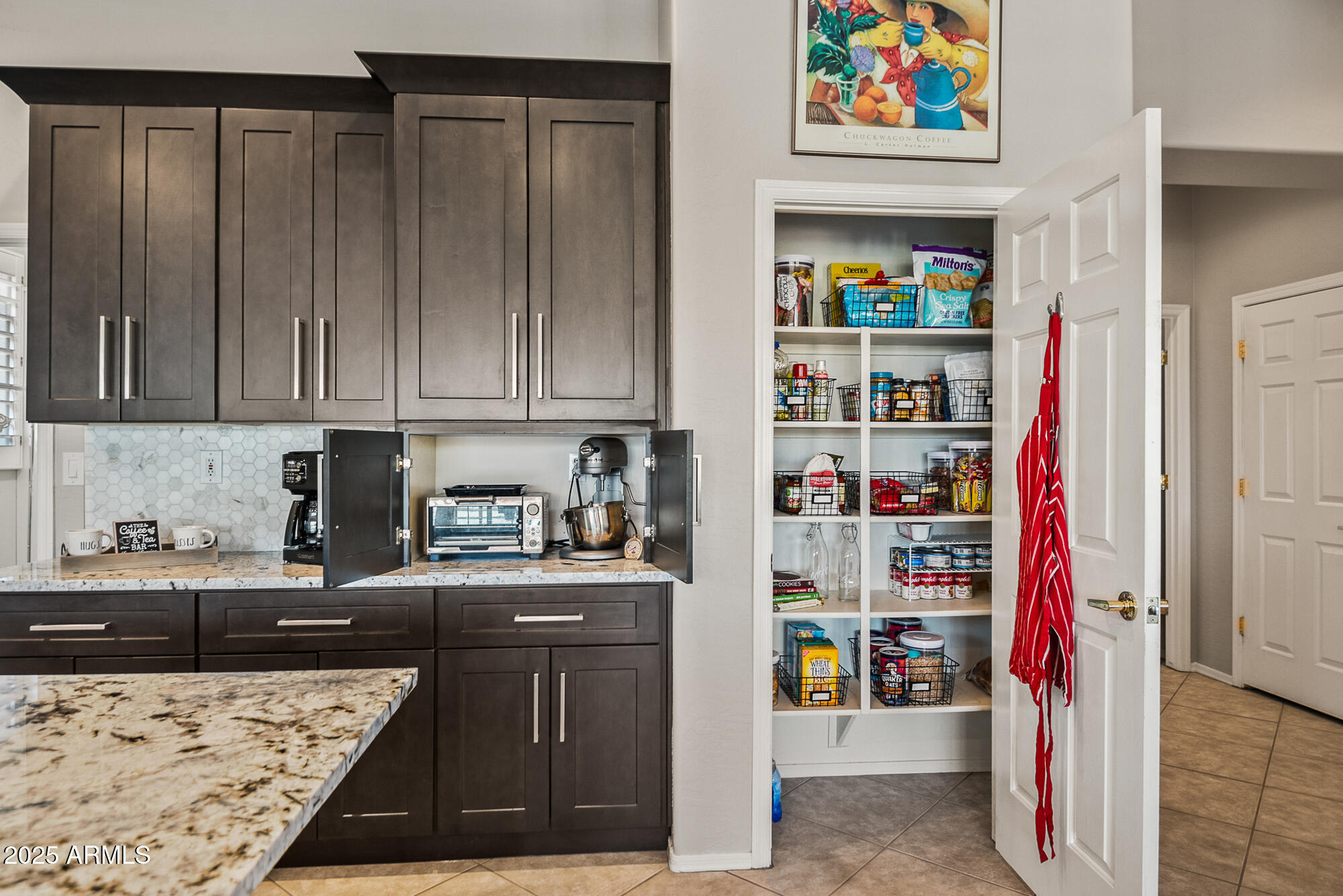 41731 N ROLLING GREEN Way