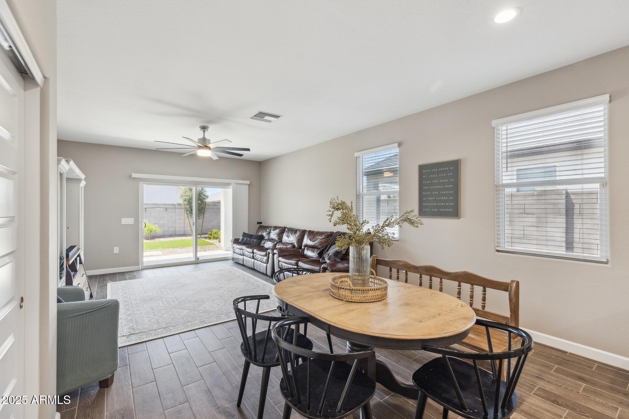 1281 W HIGHLAND Road