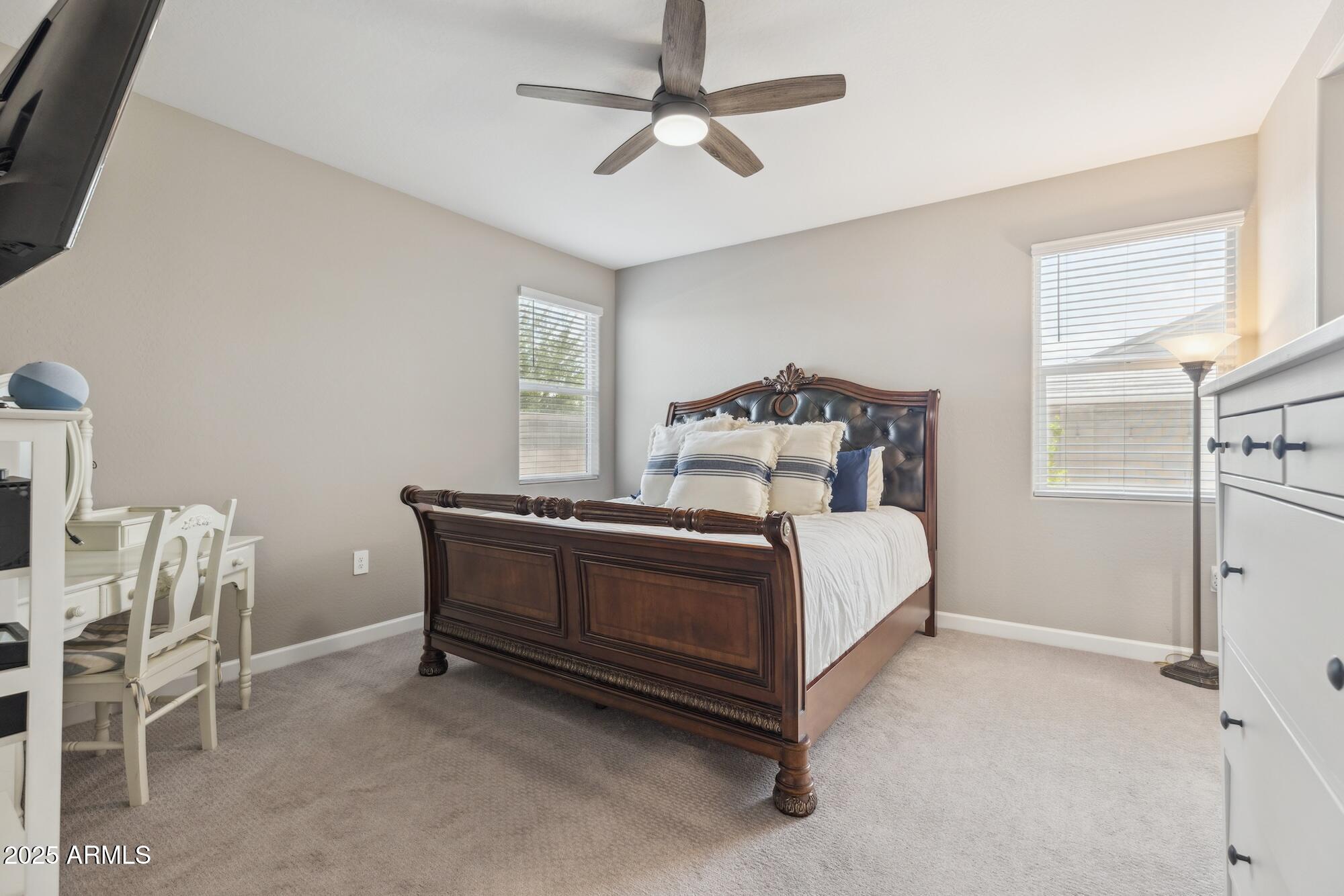 1281 W HIGHLAND Road