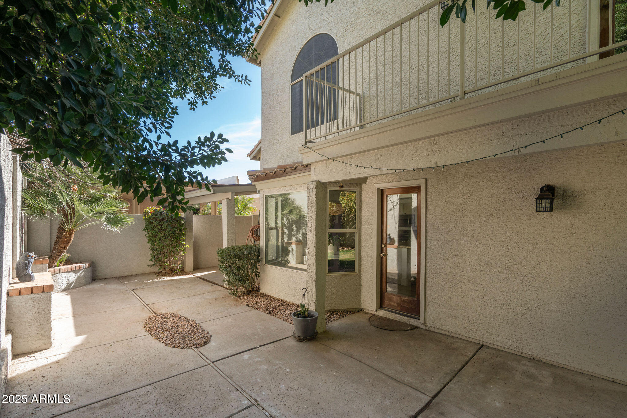 9224 E WINDROSE Drive