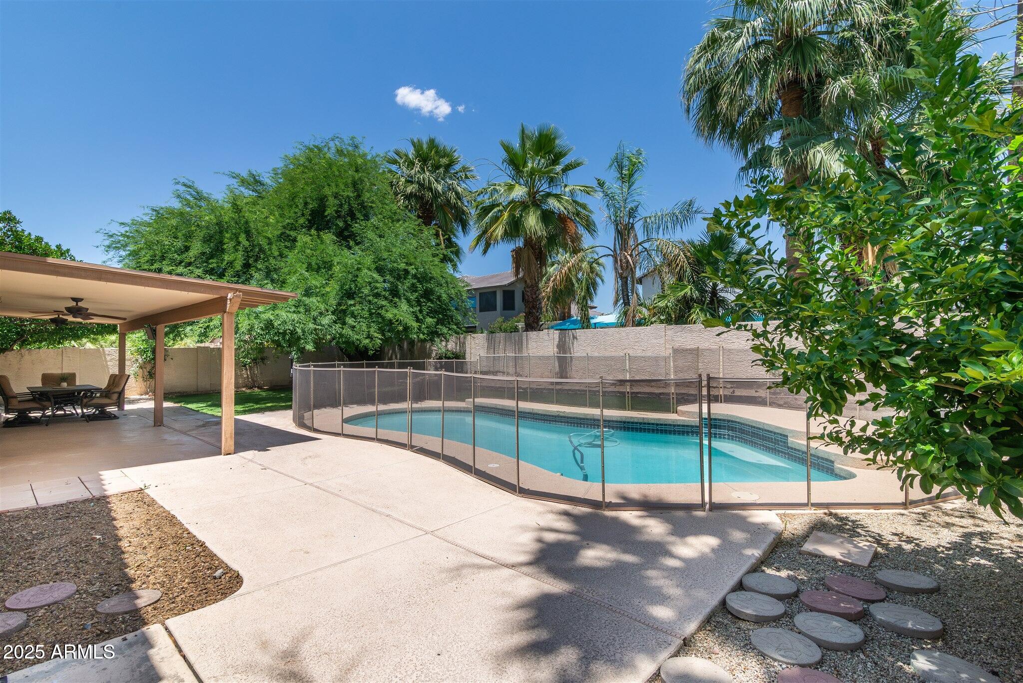 5132 E GRANDVIEW Road