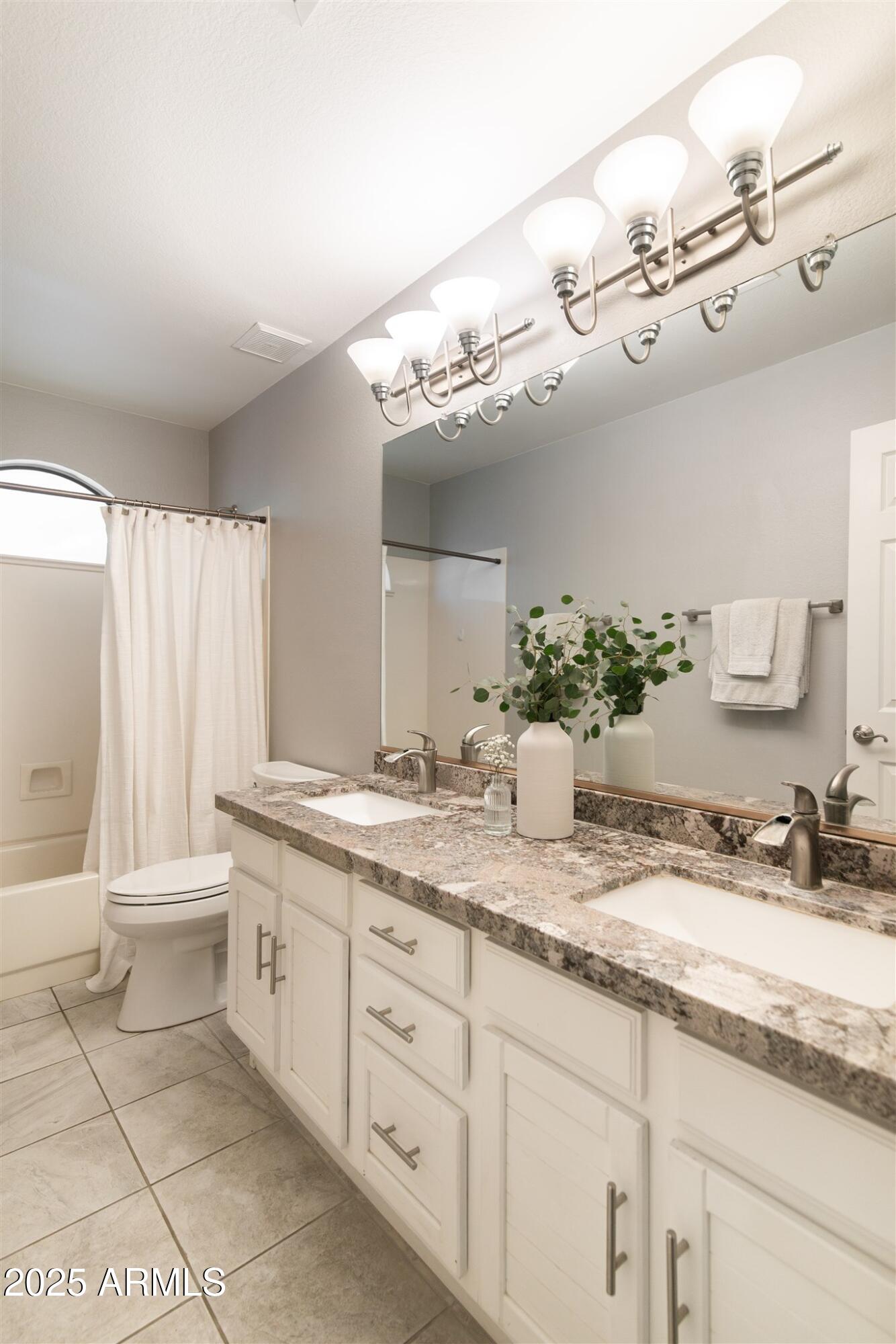 5132 E GRANDVIEW Road