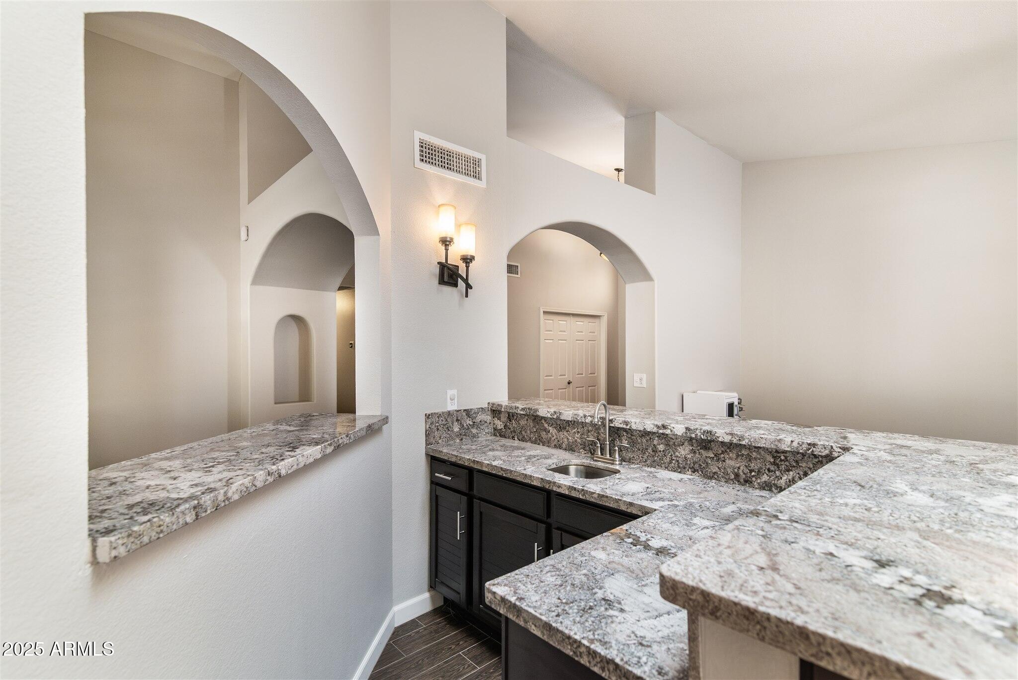 5132 E GRANDVIEW Road