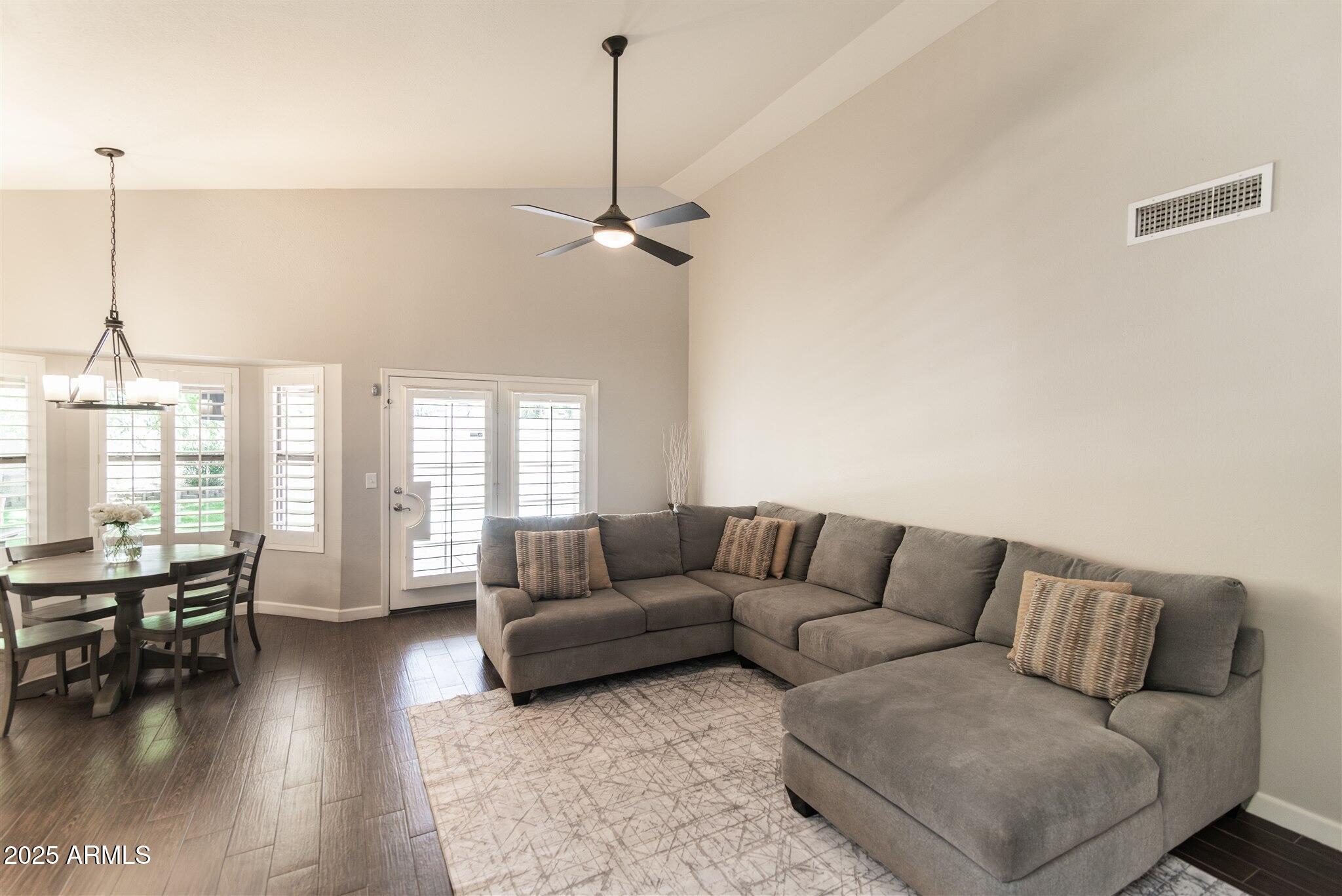 5132 E GRANDVIEW Road