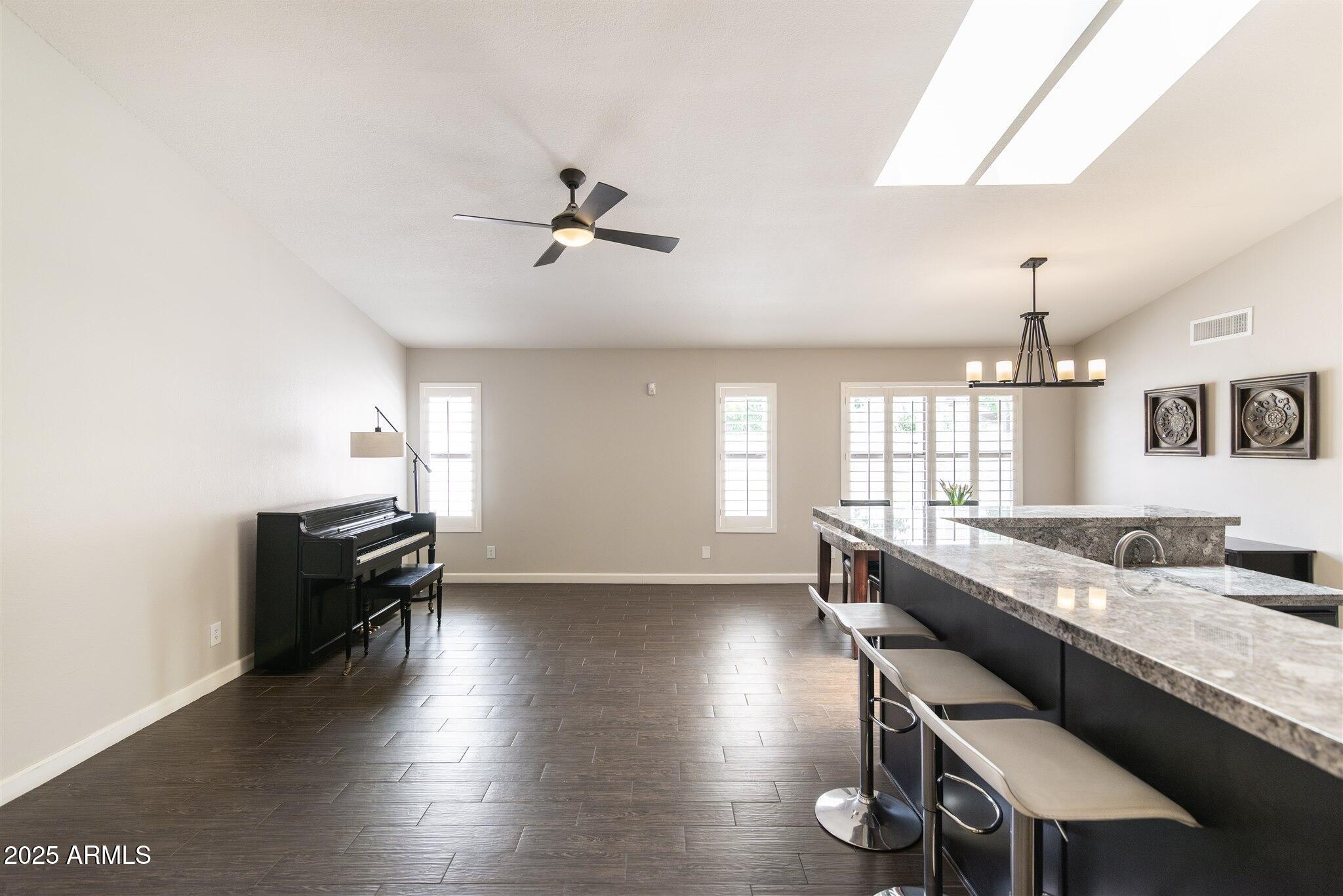 5132 E GRANDVIEW Road