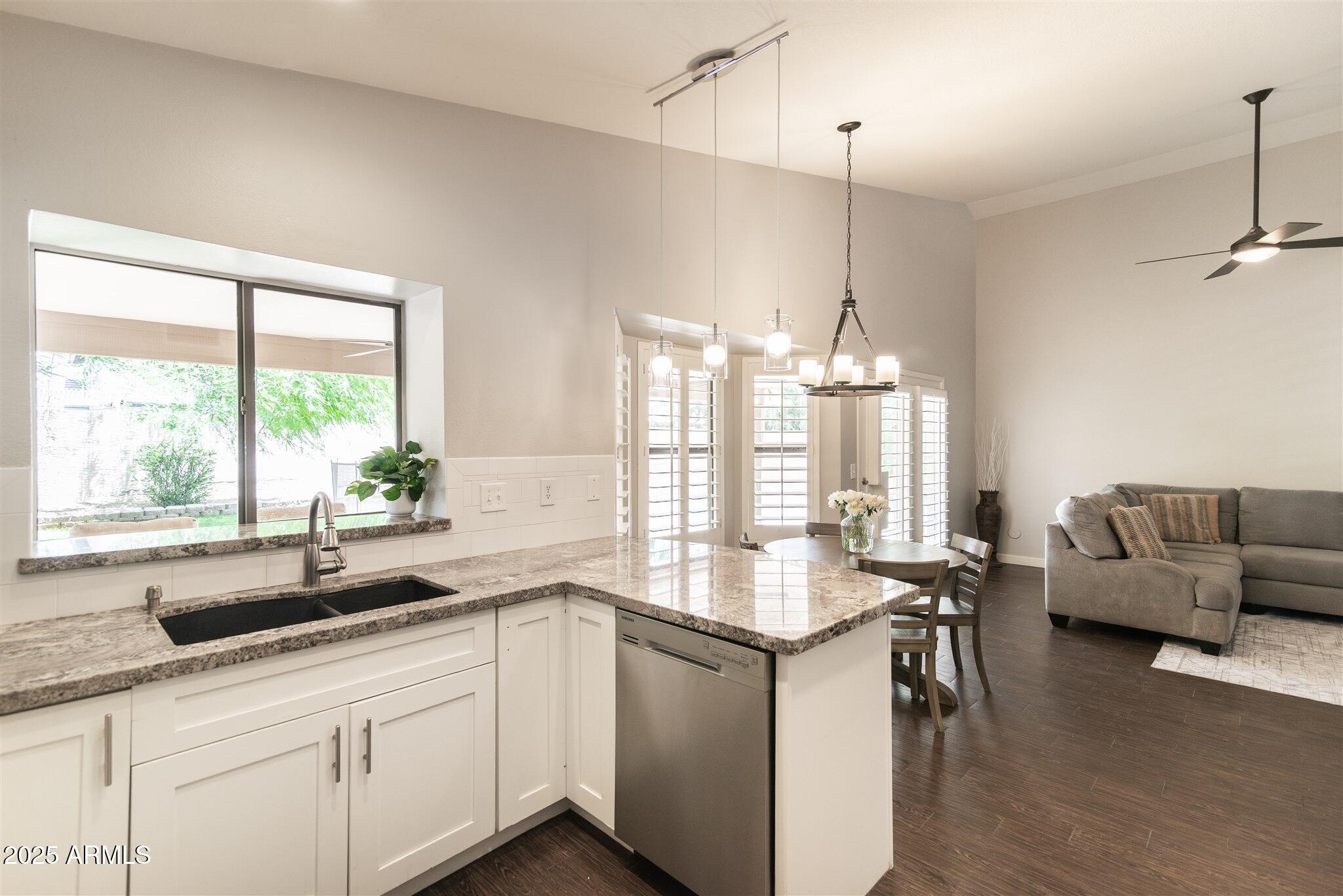 5132 E GRANDVIEW Road