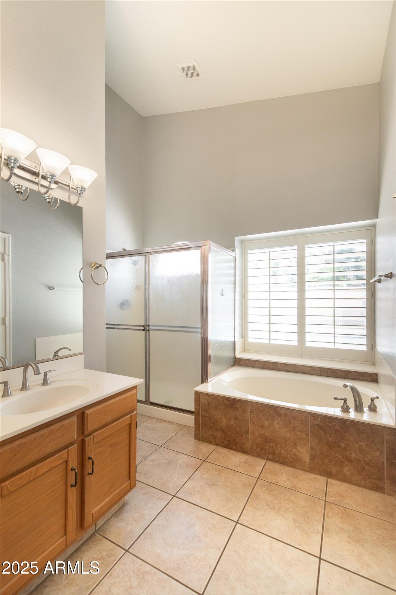 5132 E GRANDVIEW Road