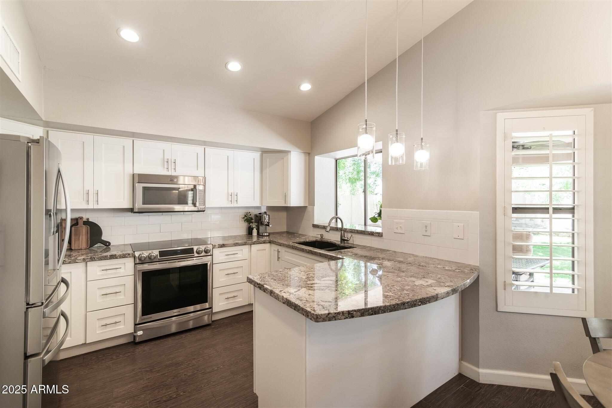 5132 E GRANDVIEW Road