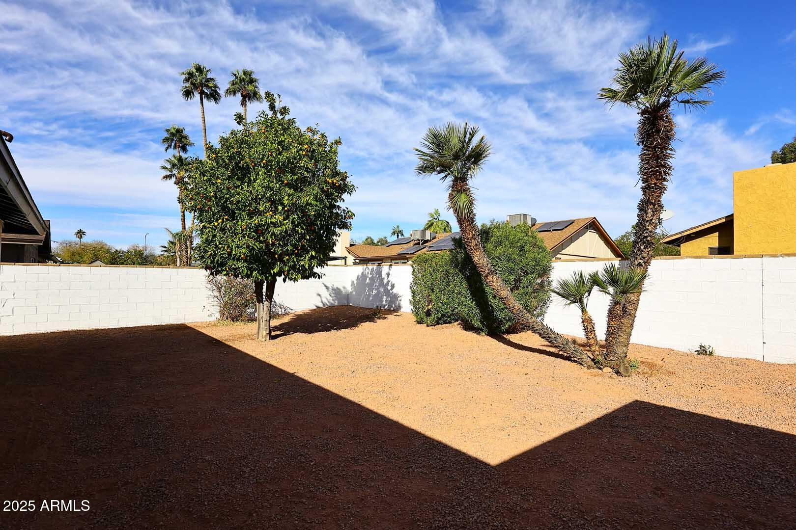 6254 E Winchcomb Drive