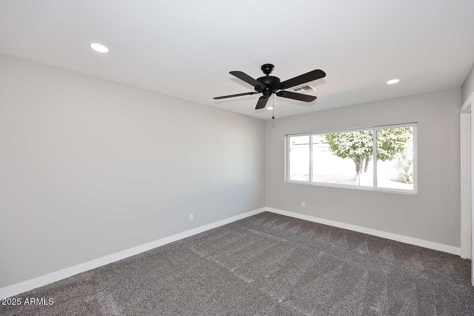 6254 E Winchcomb Drive