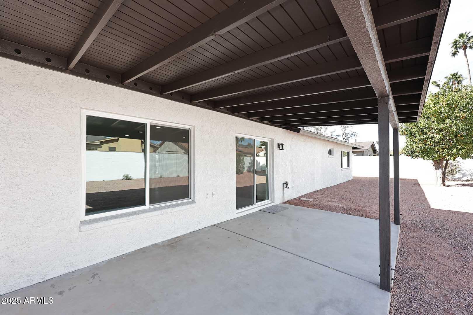 6254 E Winchcomb Drive