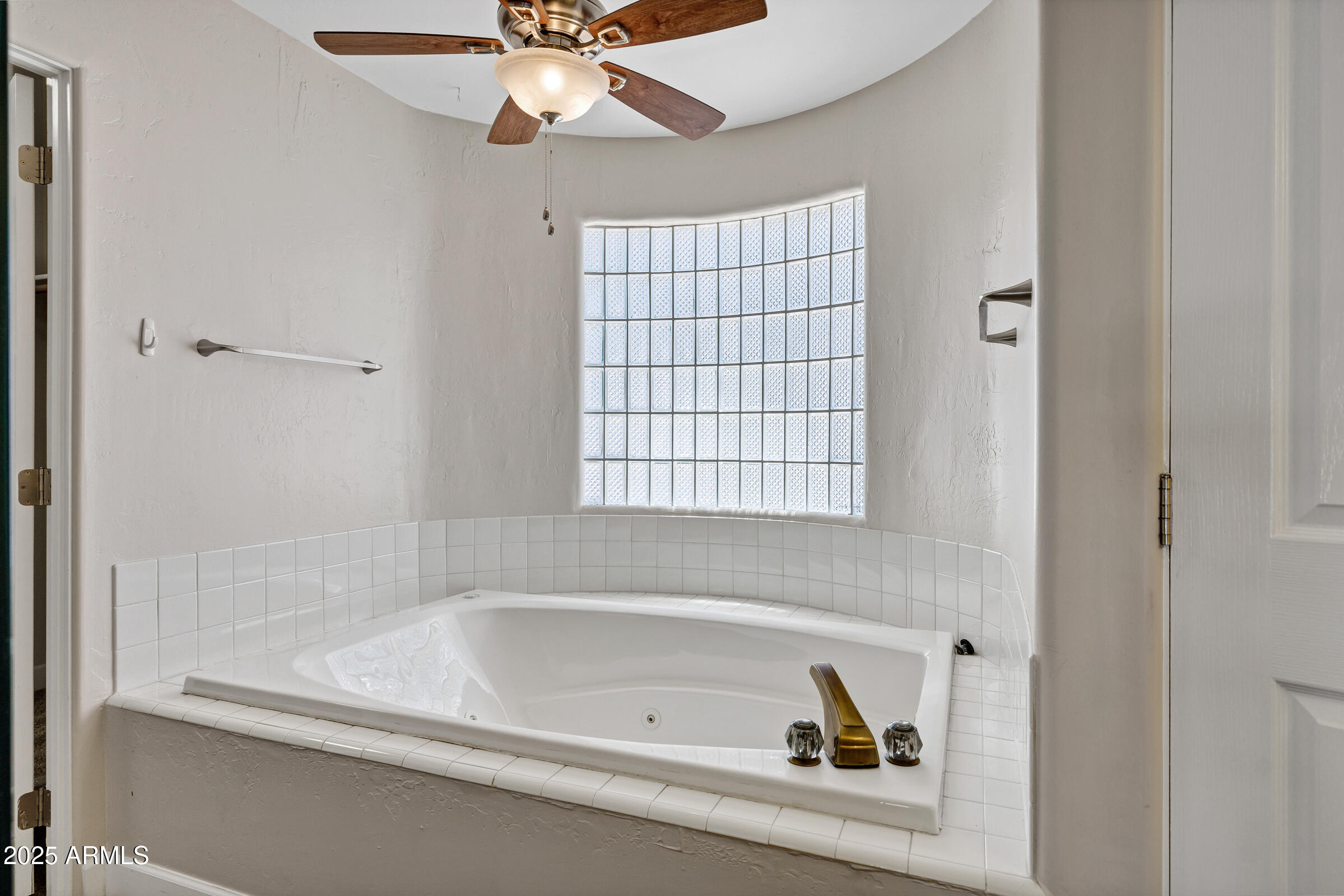 5345 E MCLELLAN Road, 123