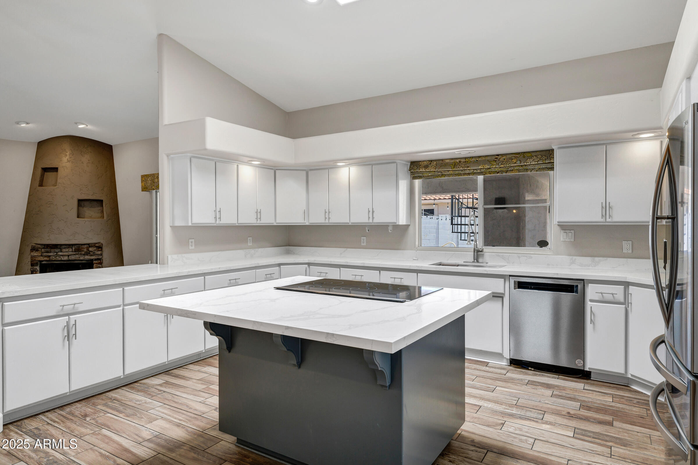 5345 E MCLELLAN Road, 123